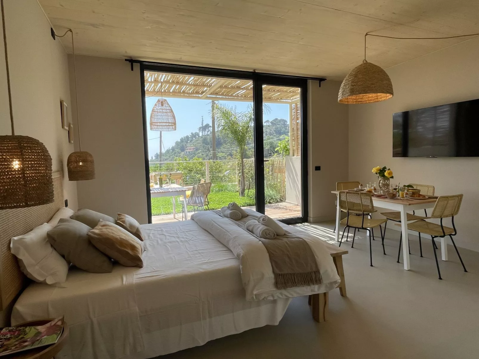 Casa Mia 3-Inside