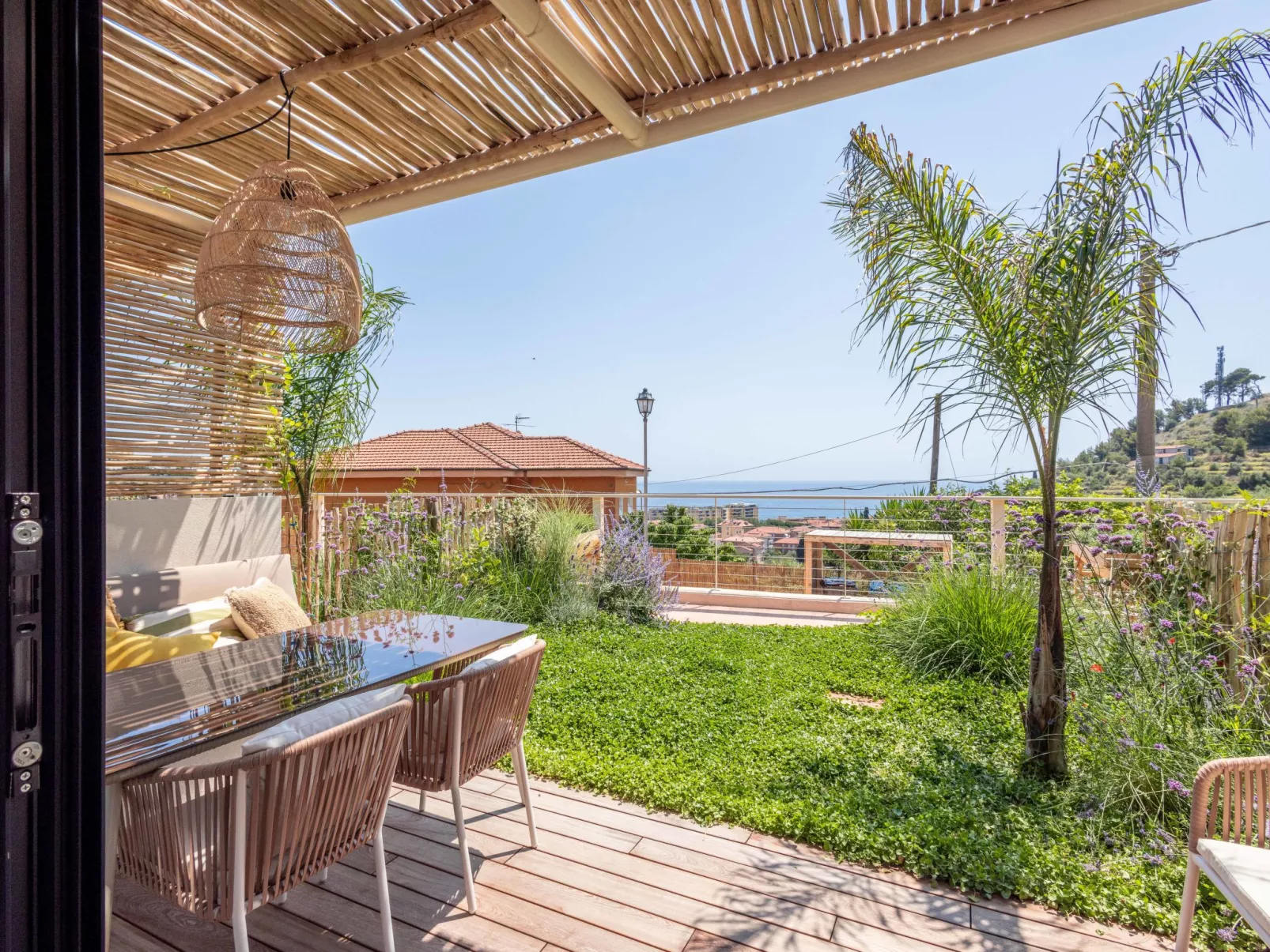 Casa Mia 3-Outside