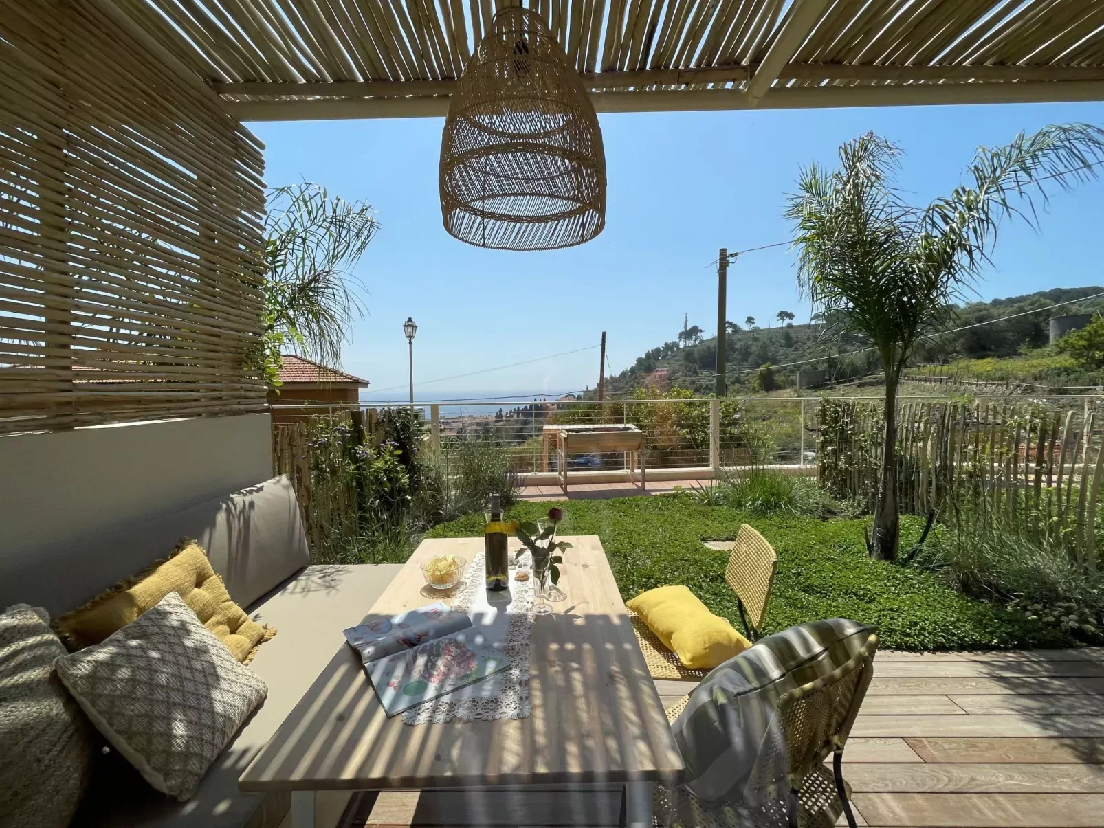 Casa Mia 2-Outside