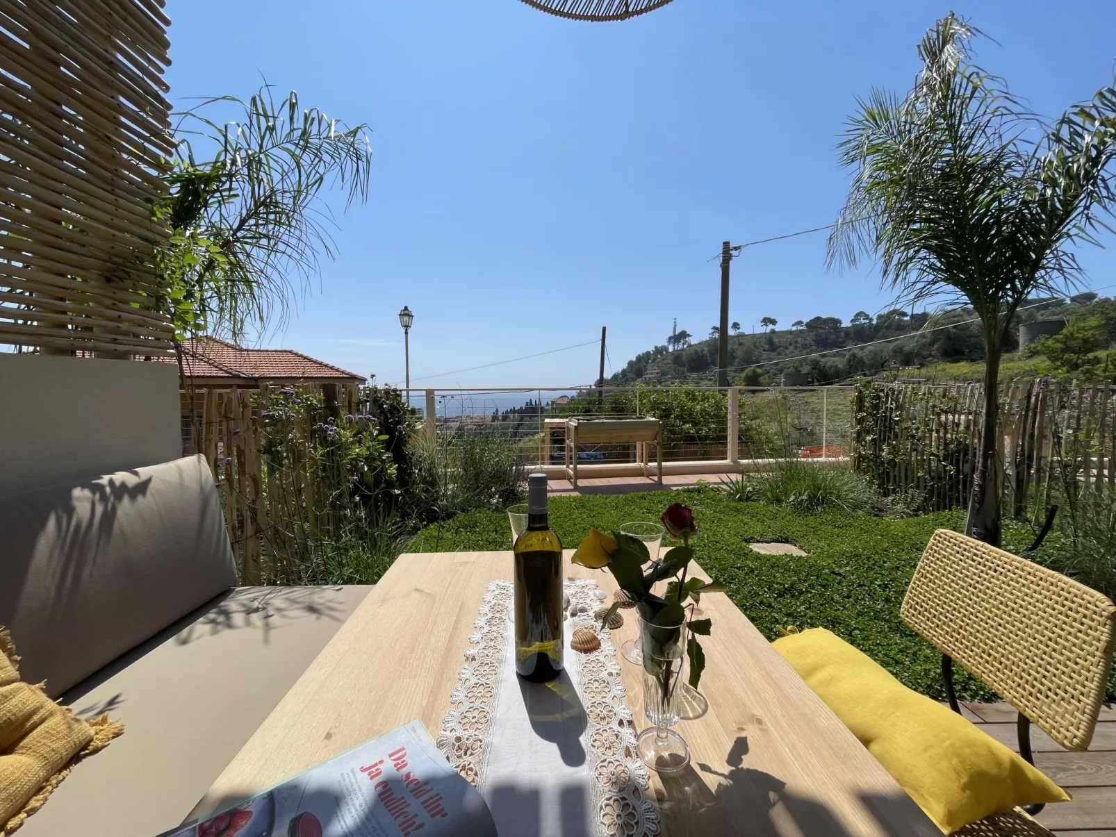 Casa Mia 2-Outside
