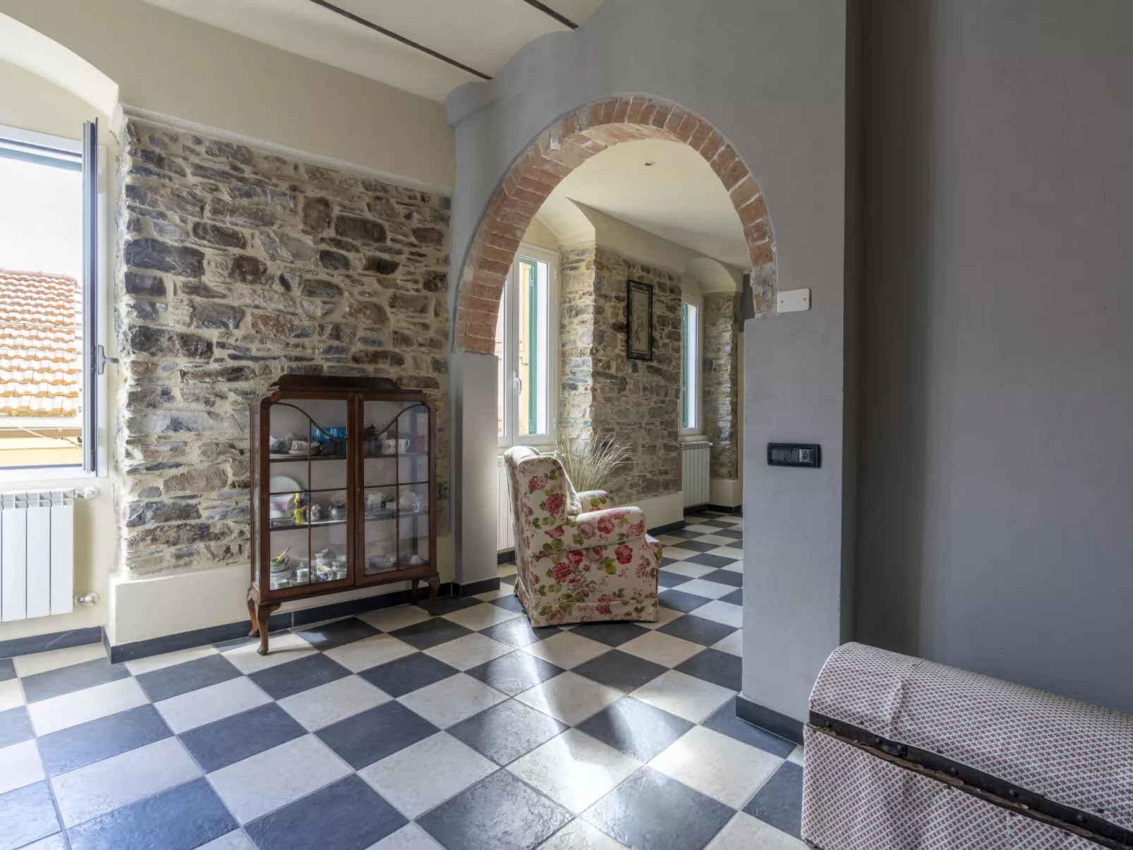 Casa Derna-Inside