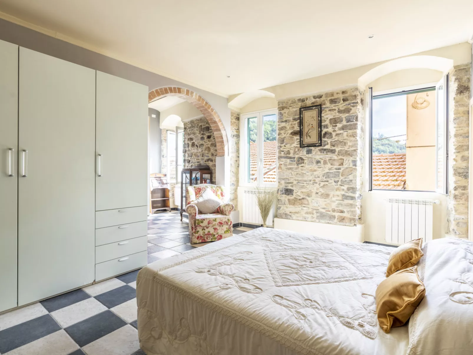 Casa Derna-Inside