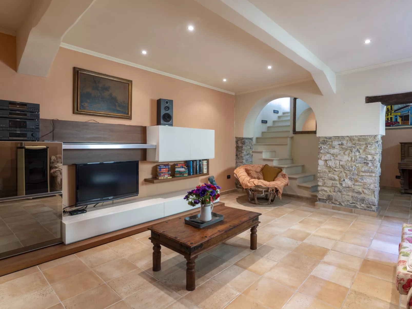 Casa Derna-Inside