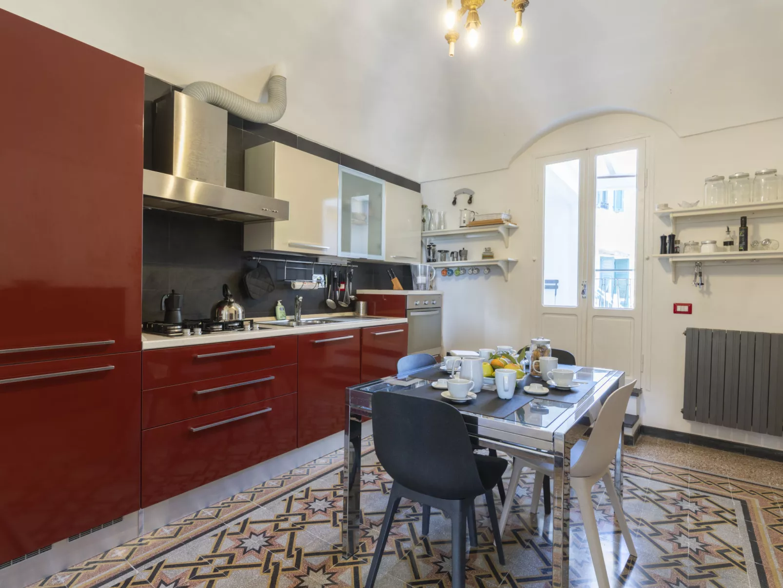 Raineri House-Inside