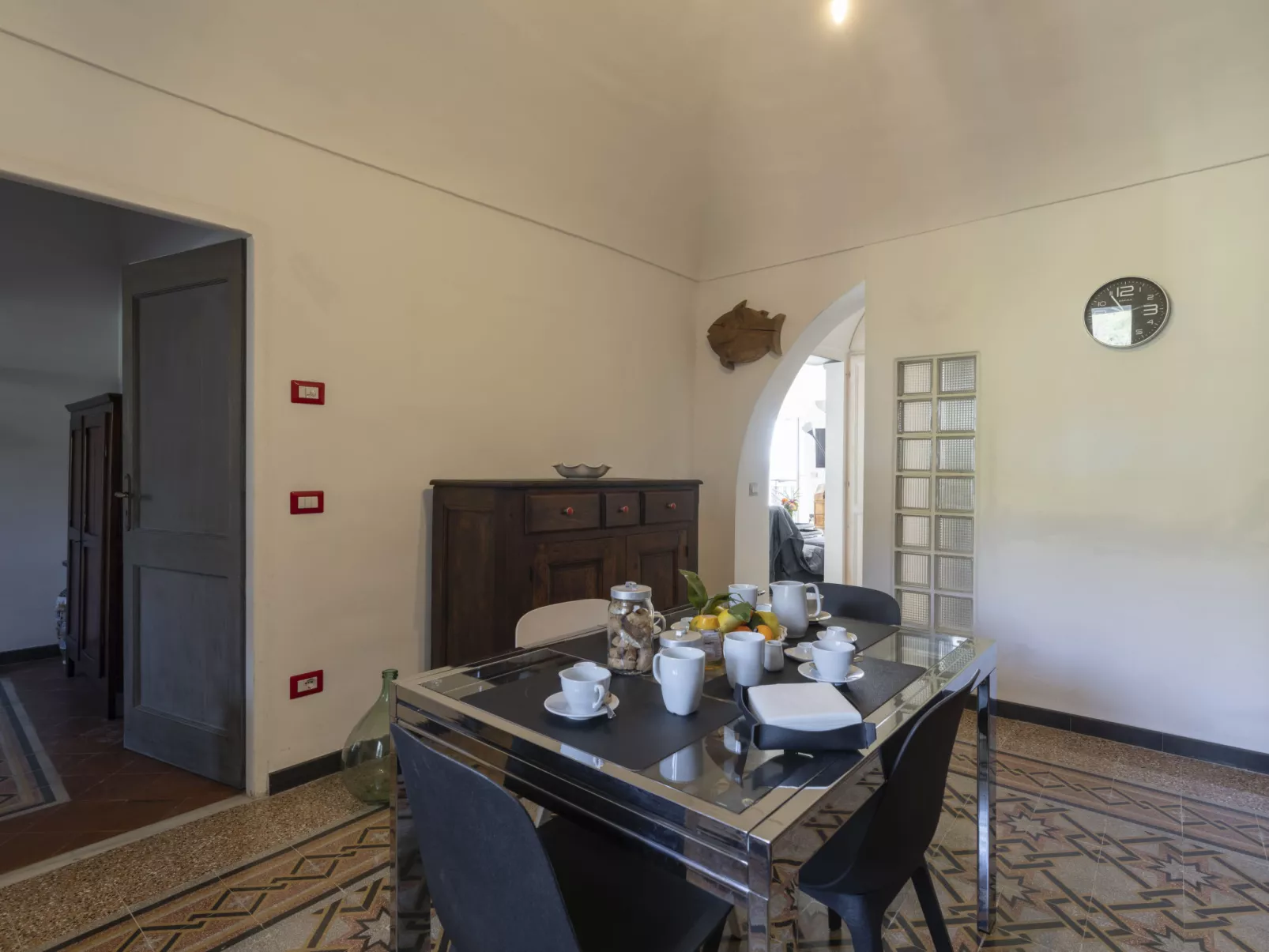 Raineri House-Inside