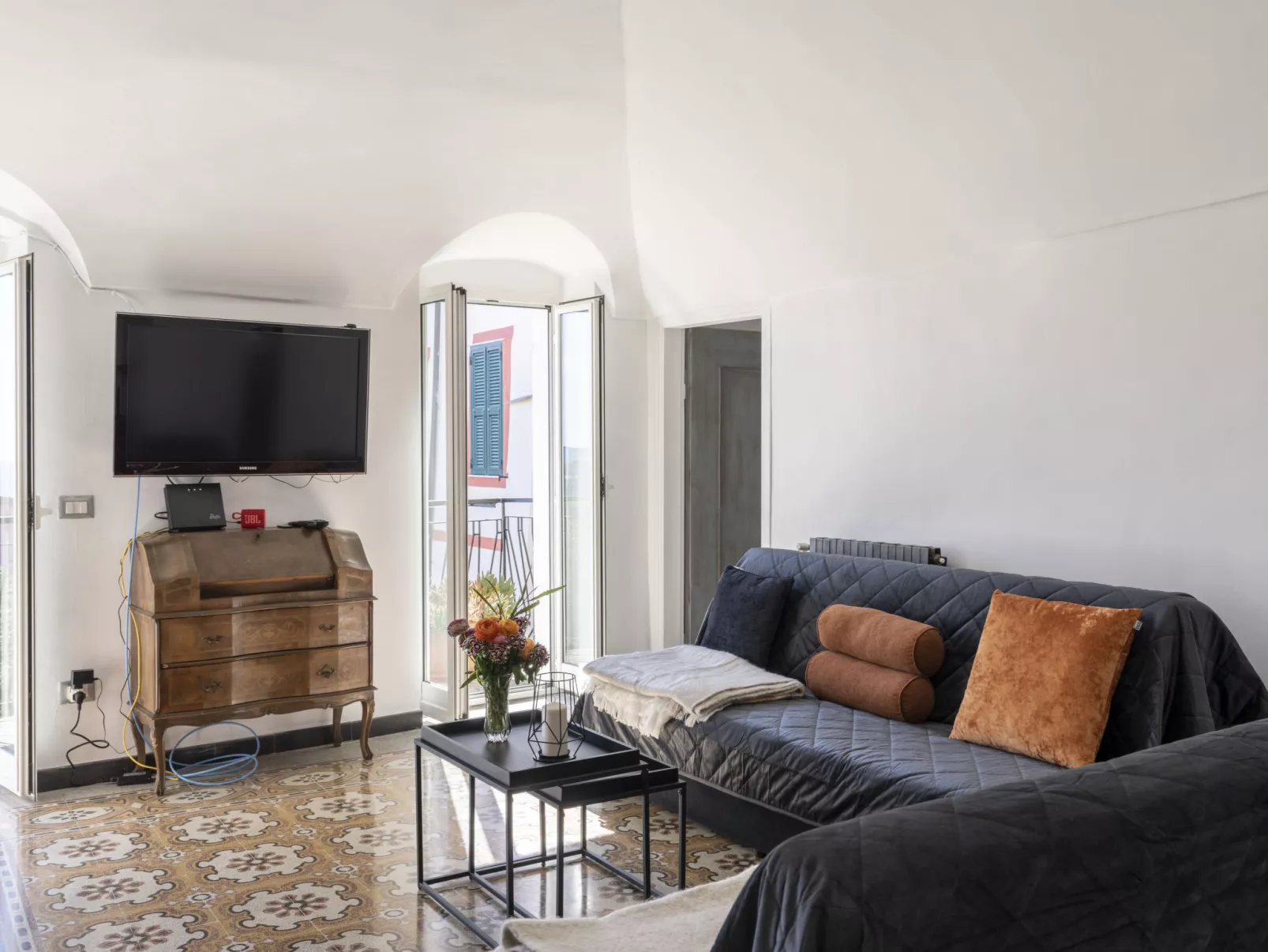Raineri House-Inside