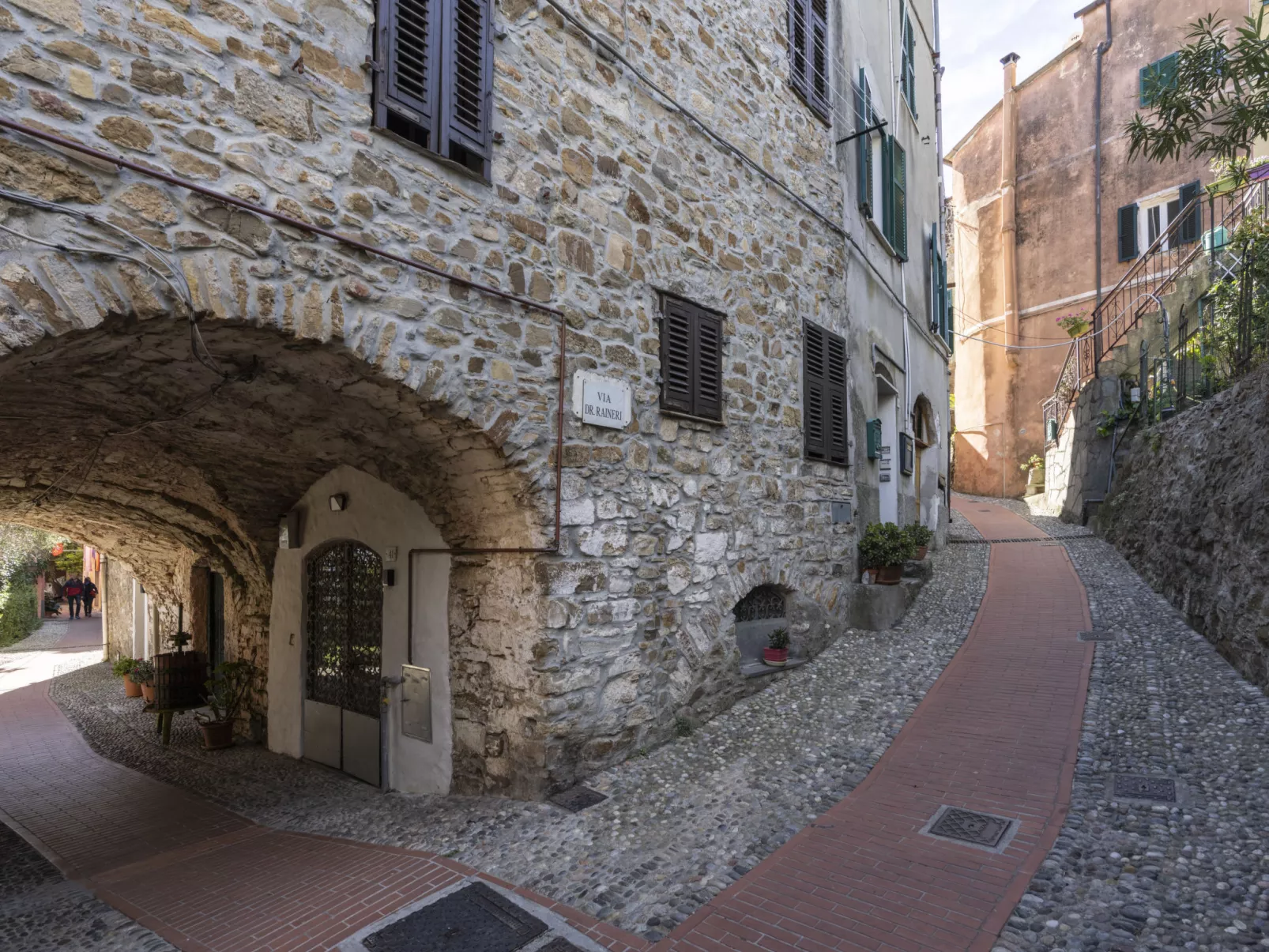 Raineri House-Outside