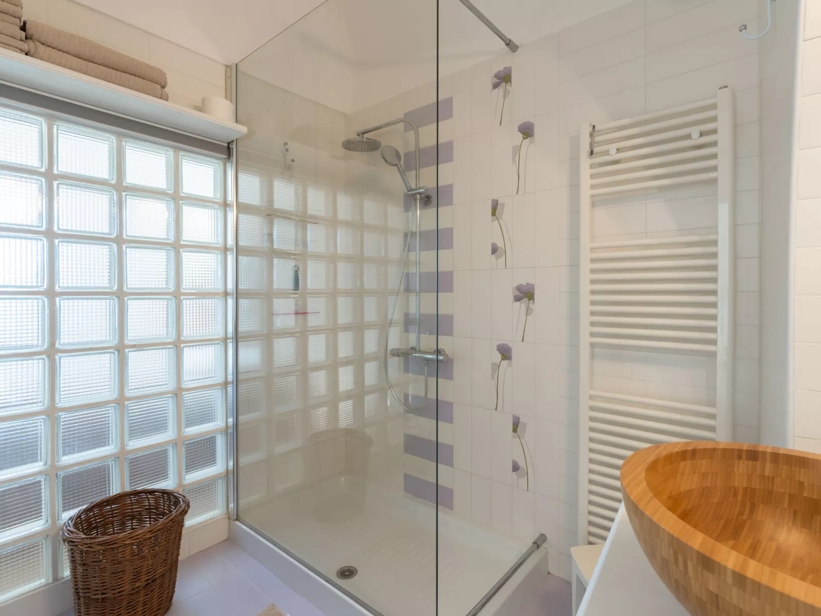 Raineri House-Inside