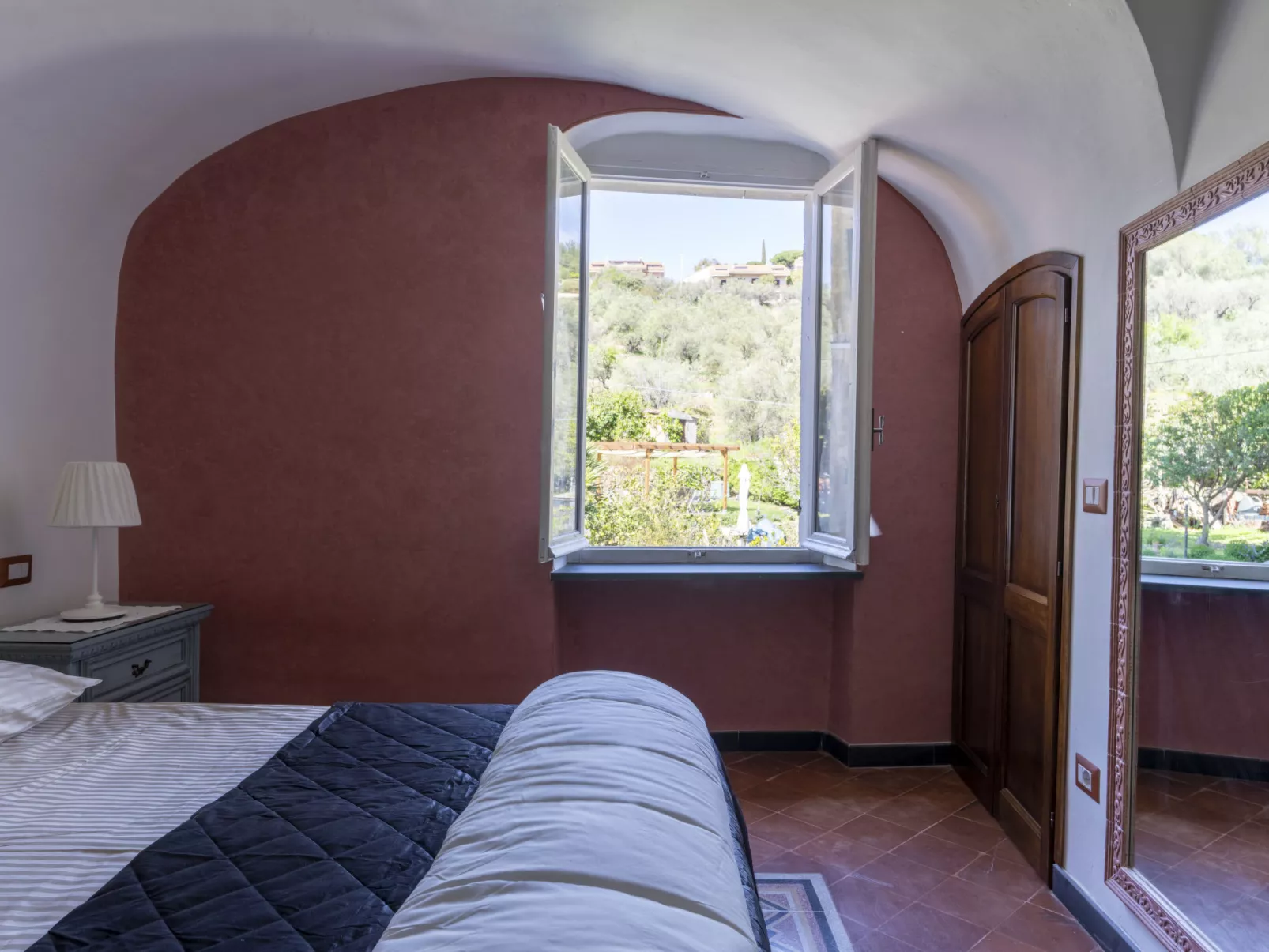 Raineri House-Inside