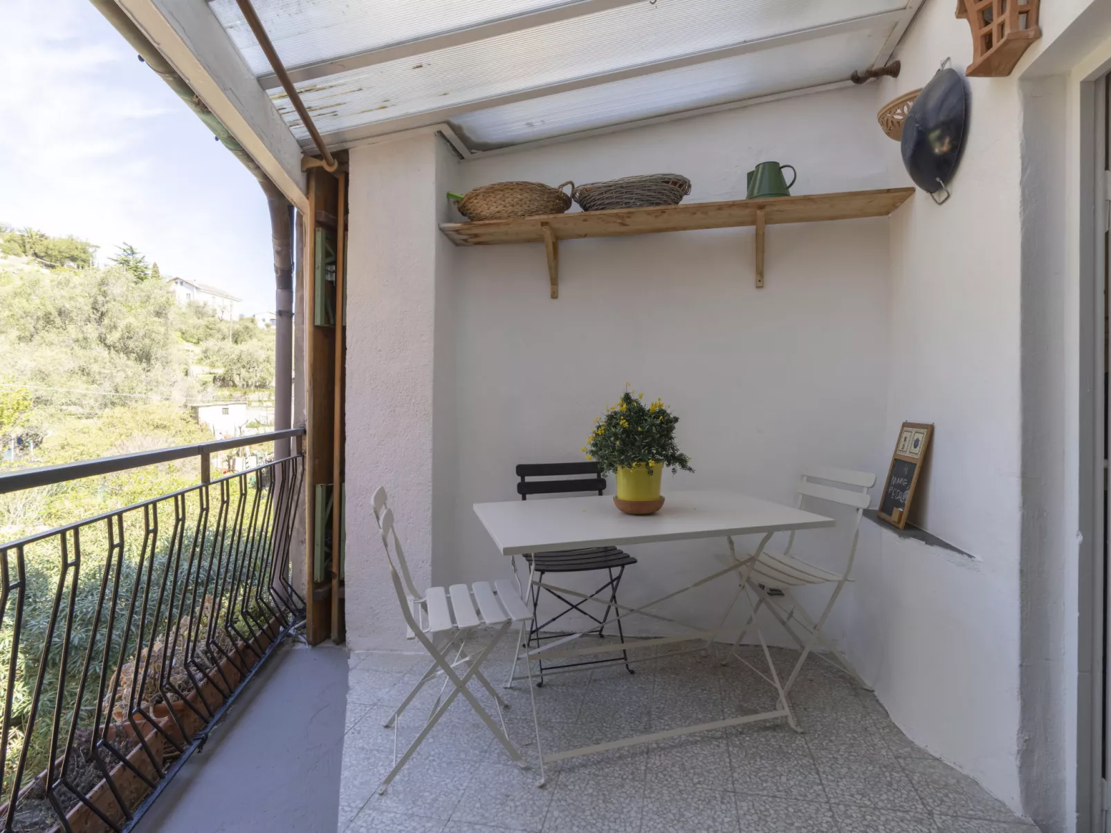 Raineri House-Outside