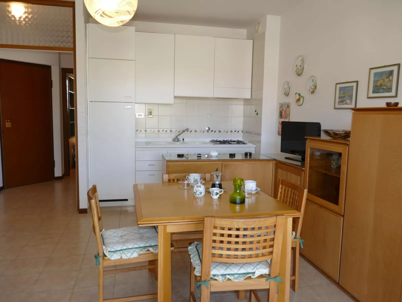 Home Sweet Home-Dedans