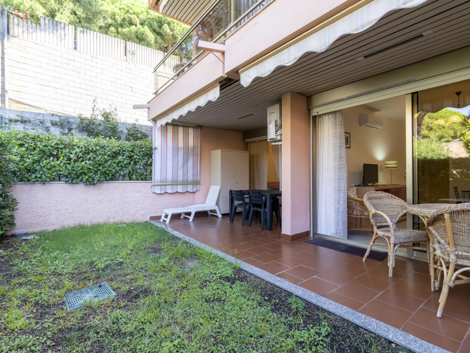 Baia Sole-Outside