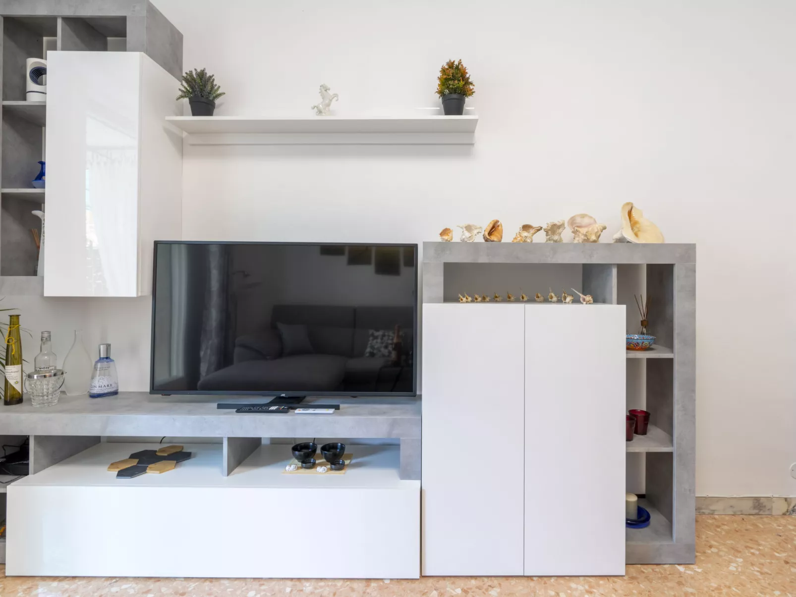 Giardino al Mare-Inside
