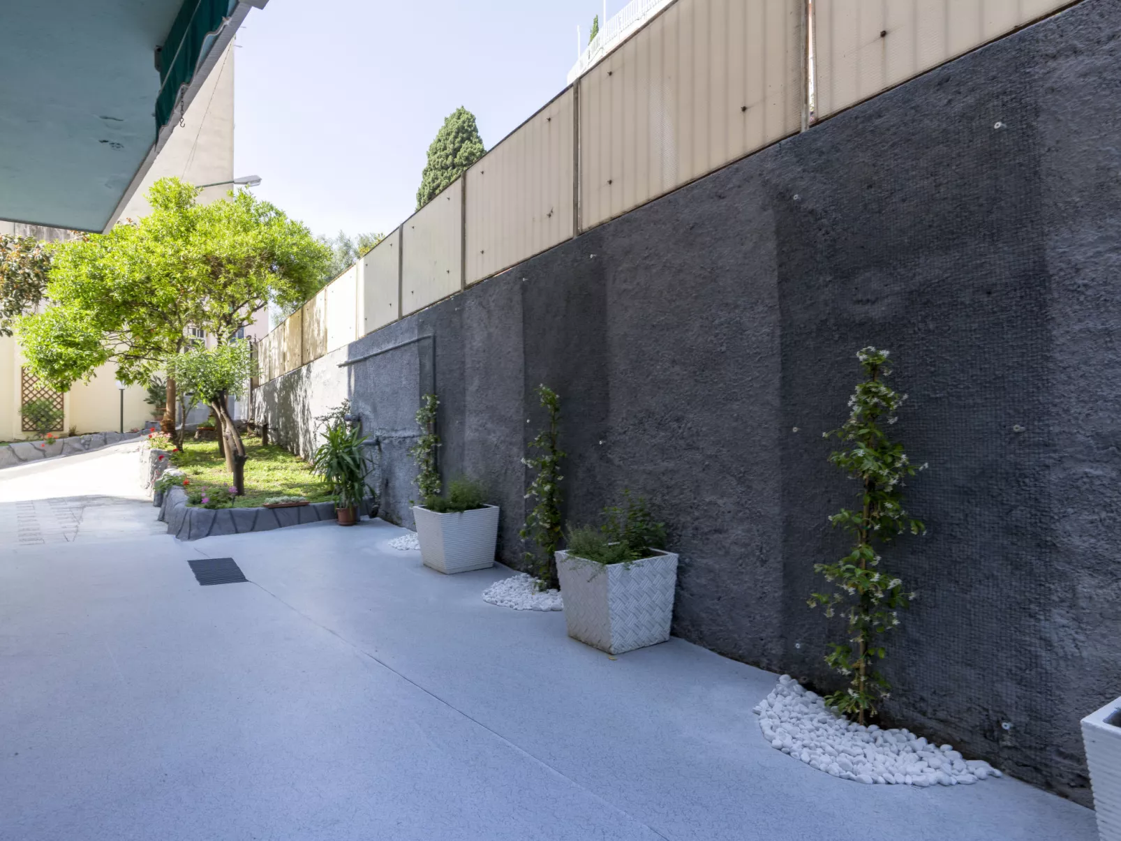 Giardino al Mare-Outside