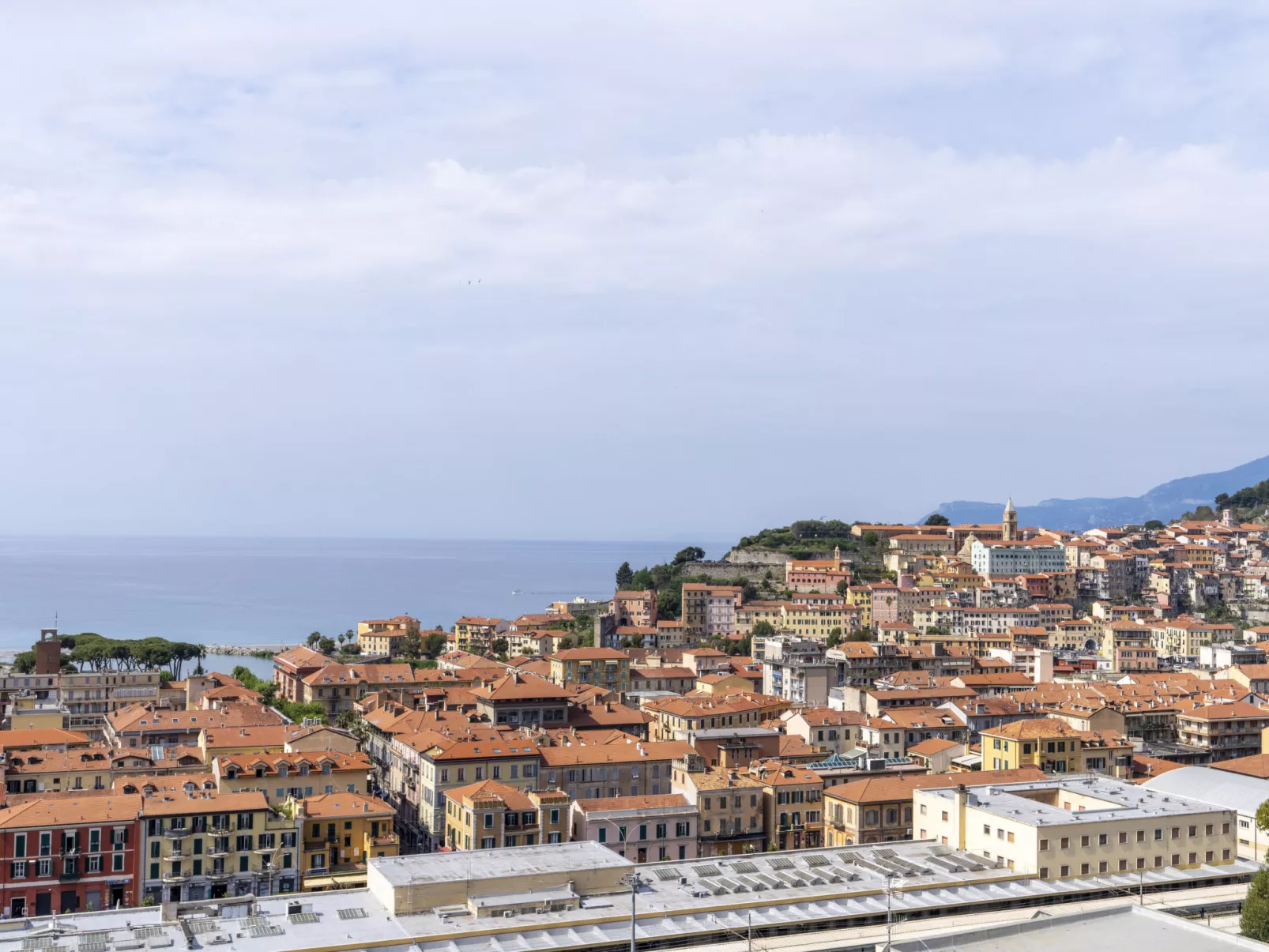 Degli Ulivi-Outside
