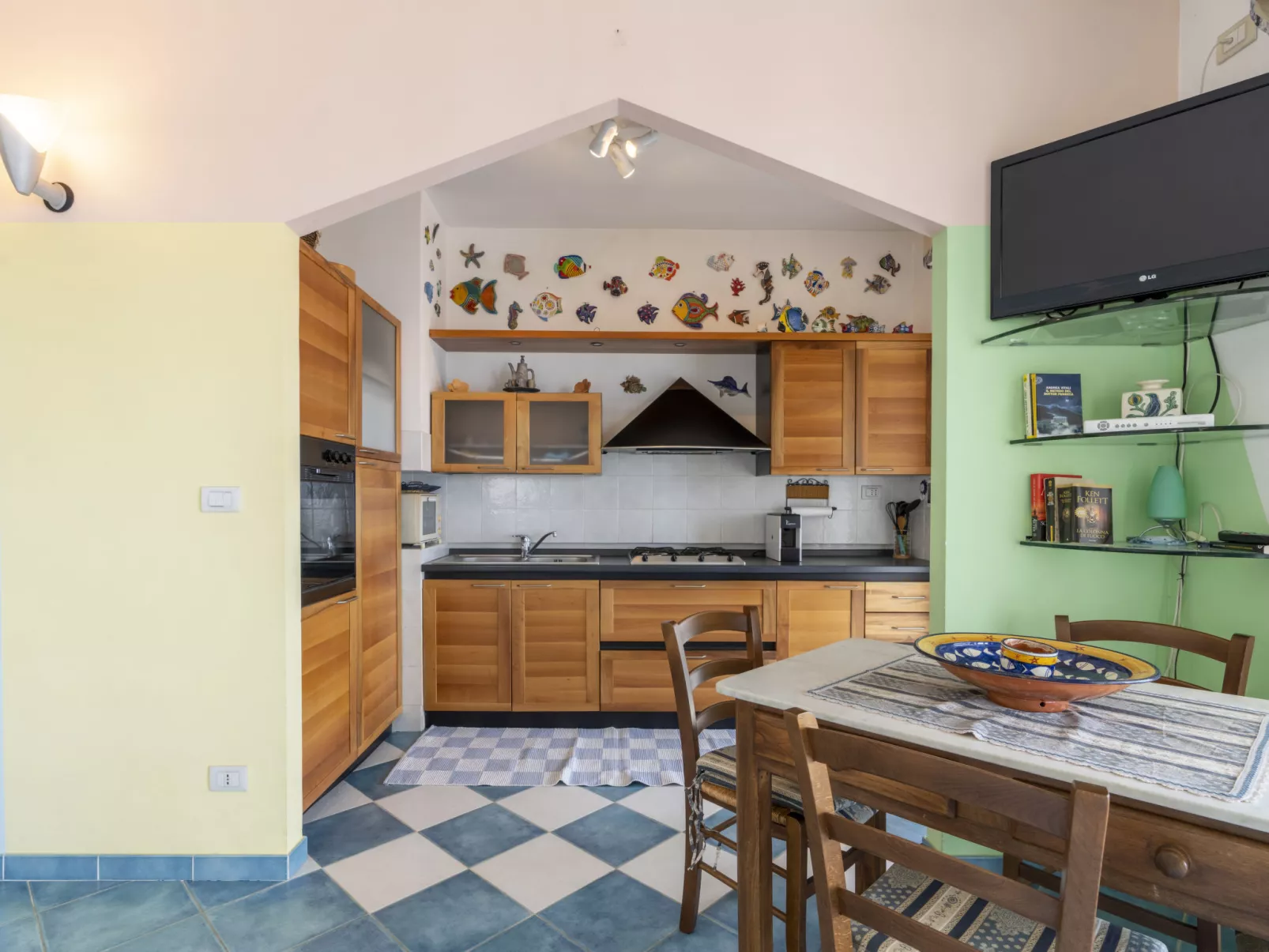 Degli Ulivi-Inside