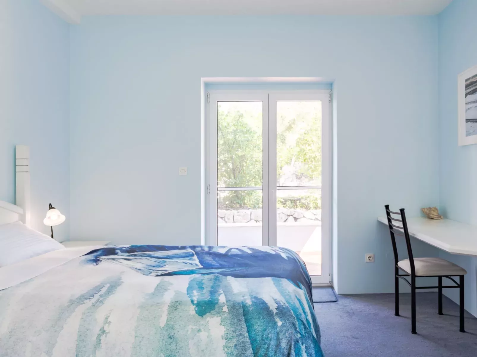Waterfront Oasis-Inside