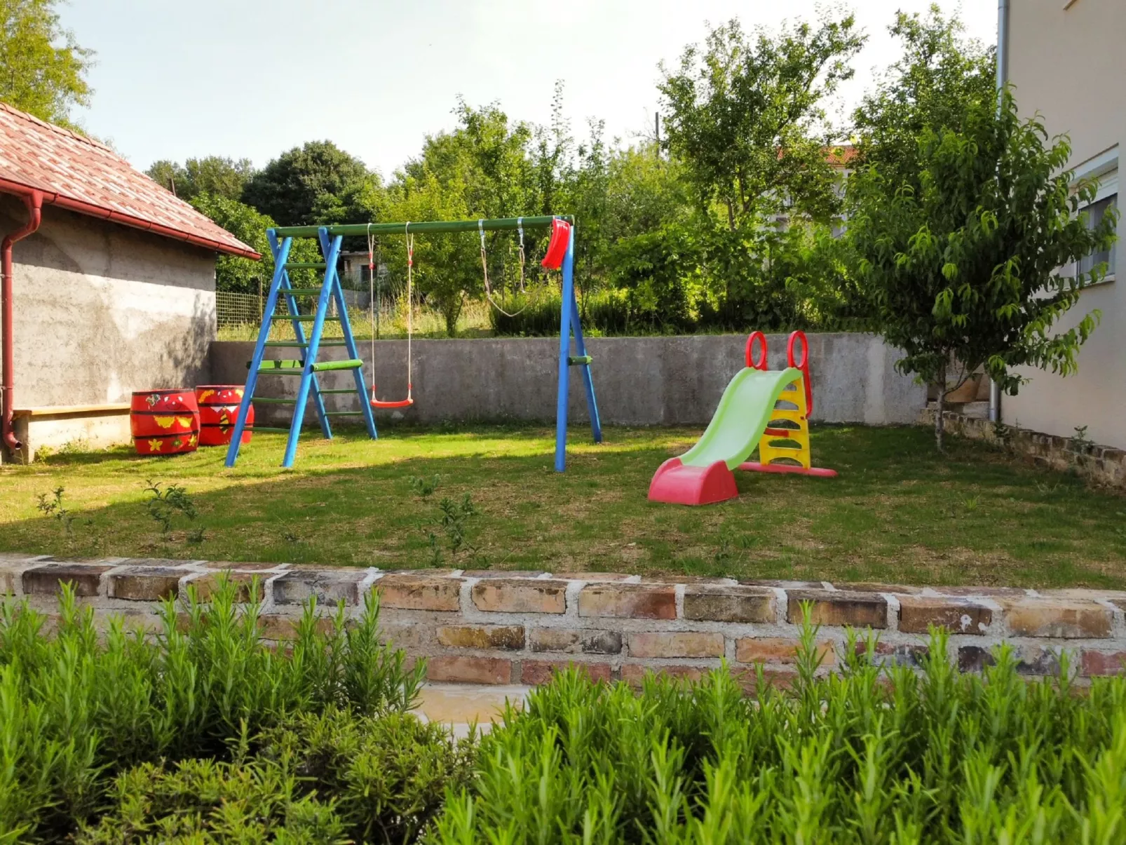 Villa Meri-Outside