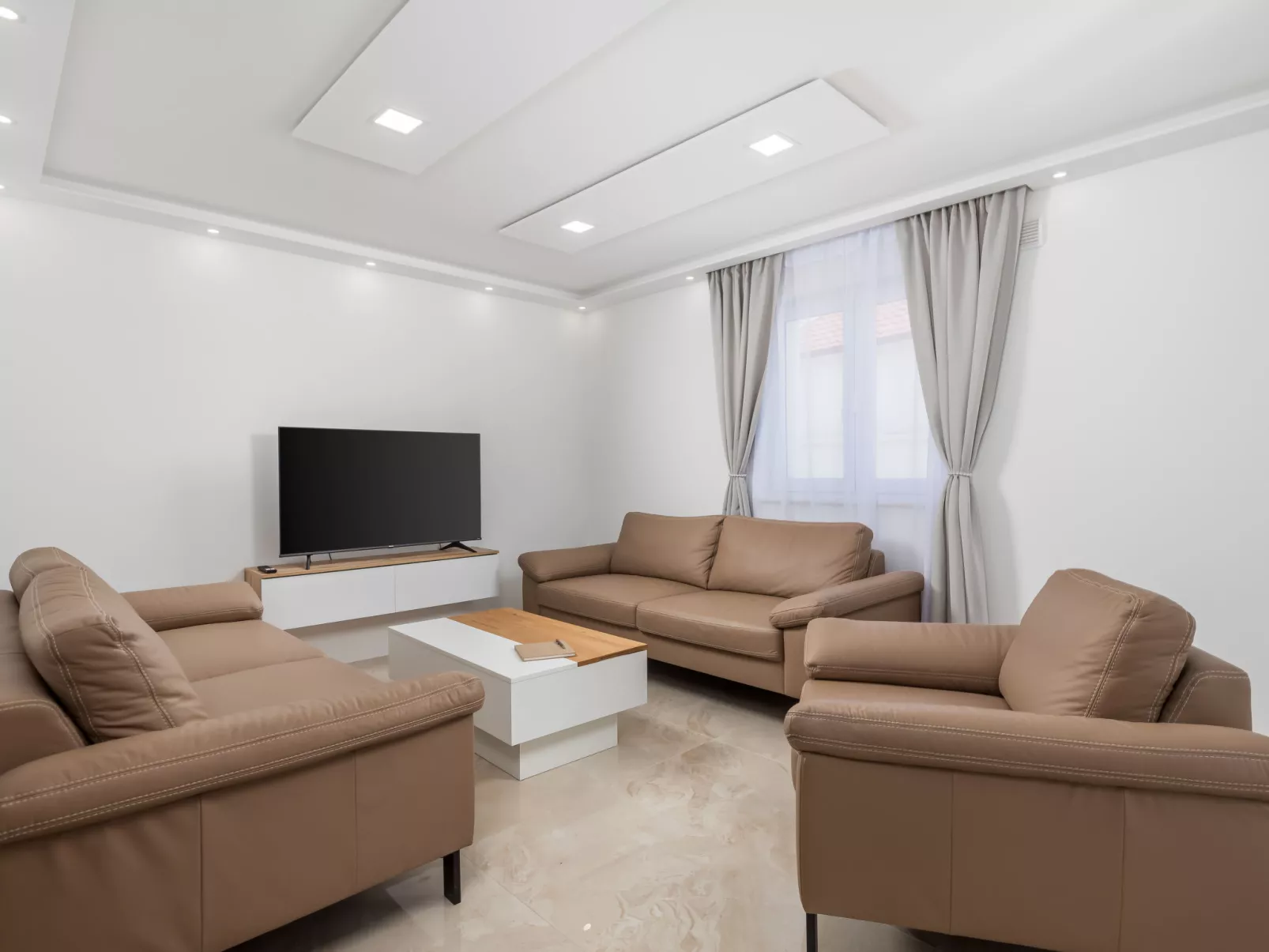 Villa Lea-Inside