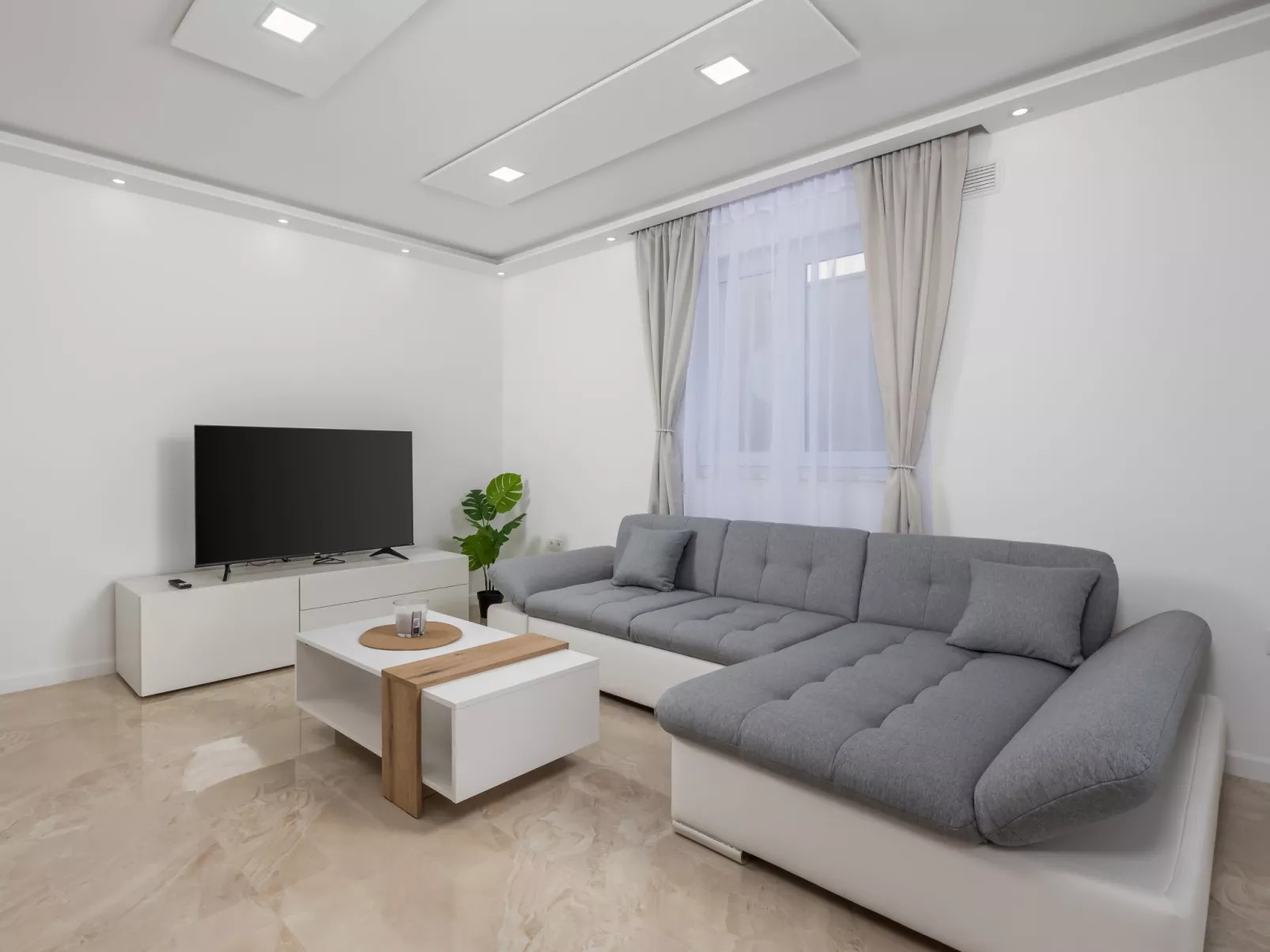 Villa Lea-Inside
