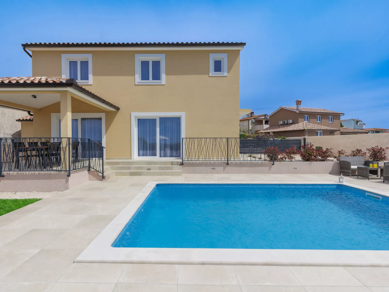 Villa Dora-Dehors