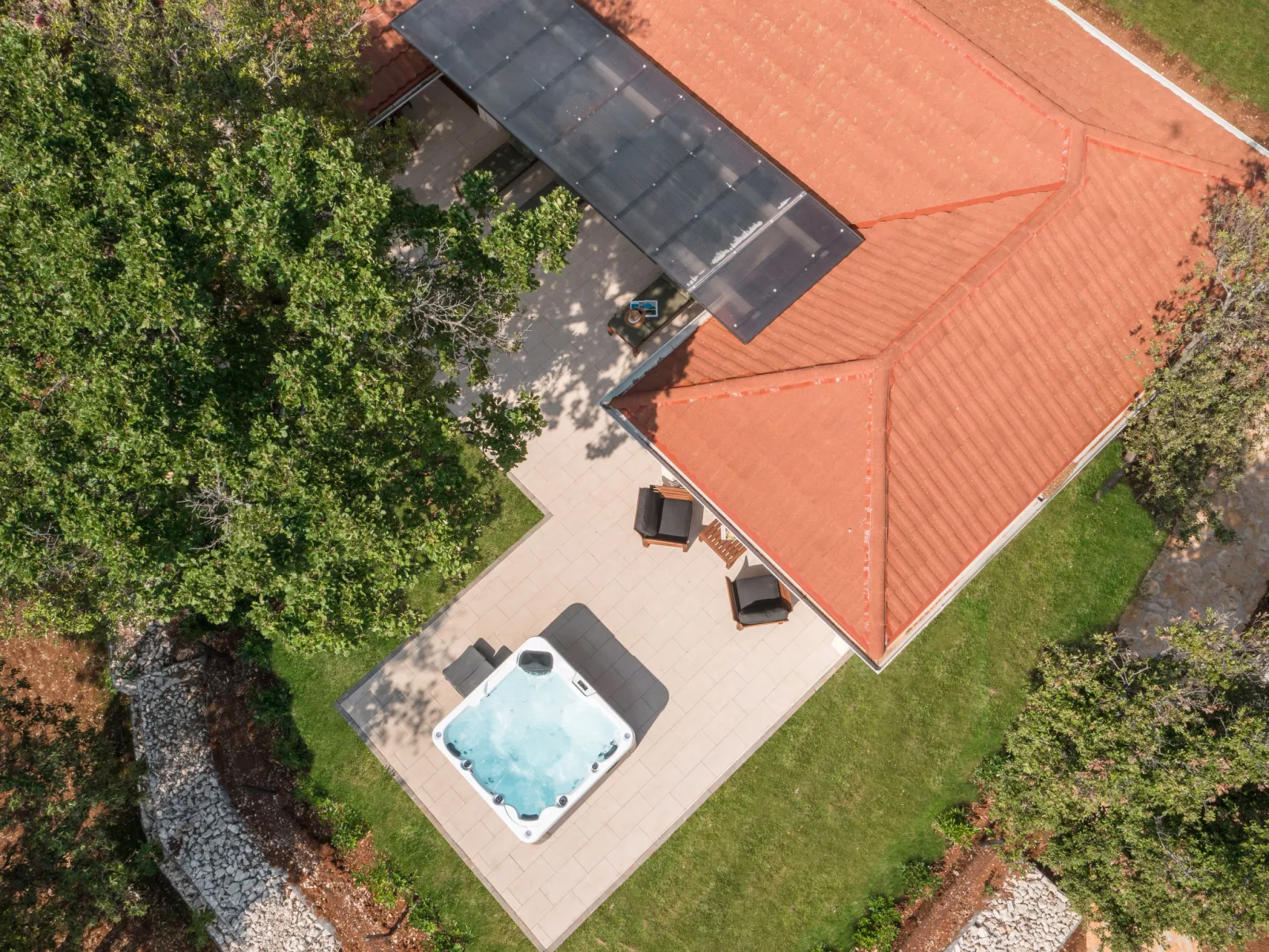 Luxury Bay Villa with private hot tub-Draußen