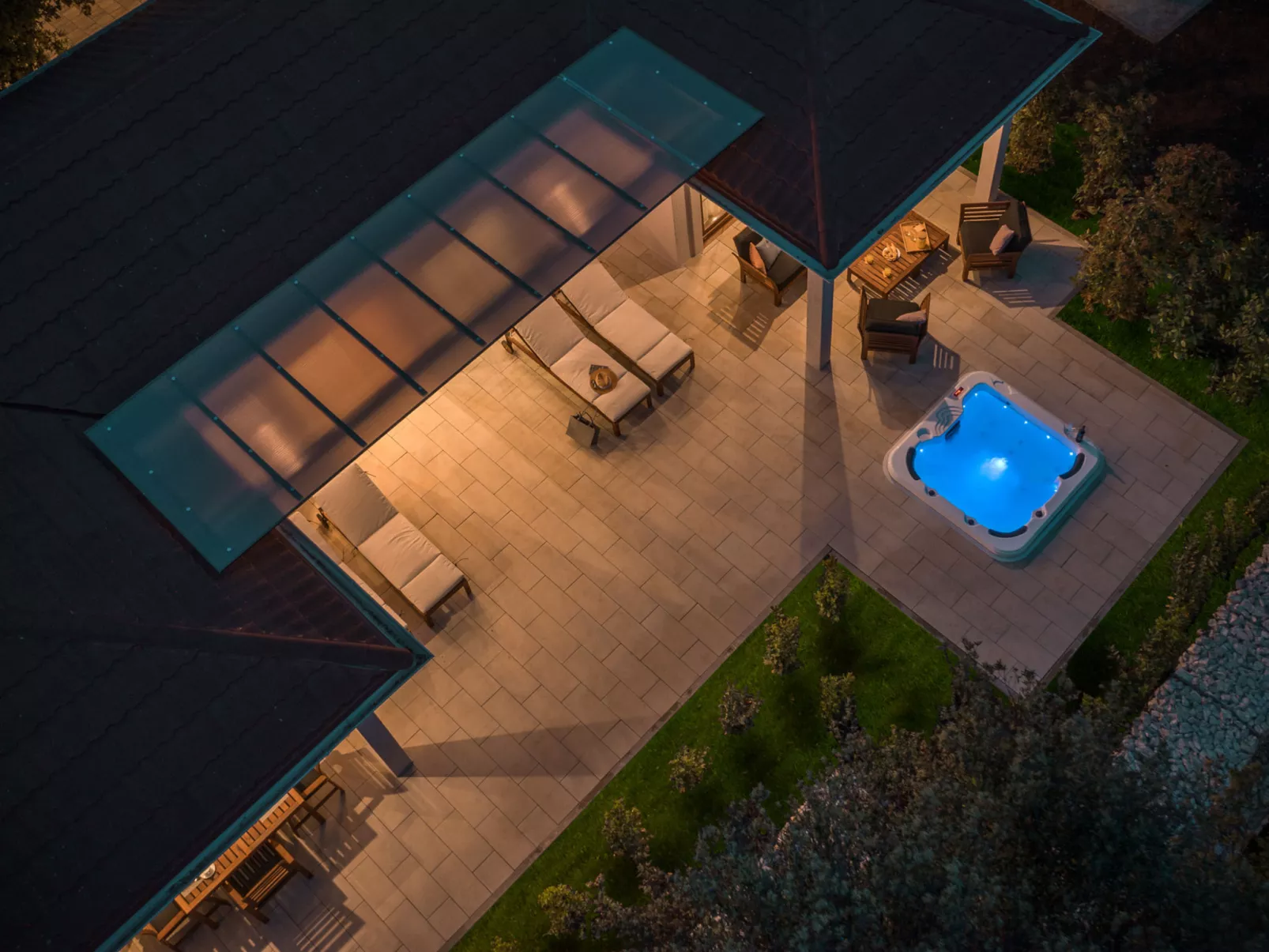 Luxury Bay Villa with private hot tub-Draußen