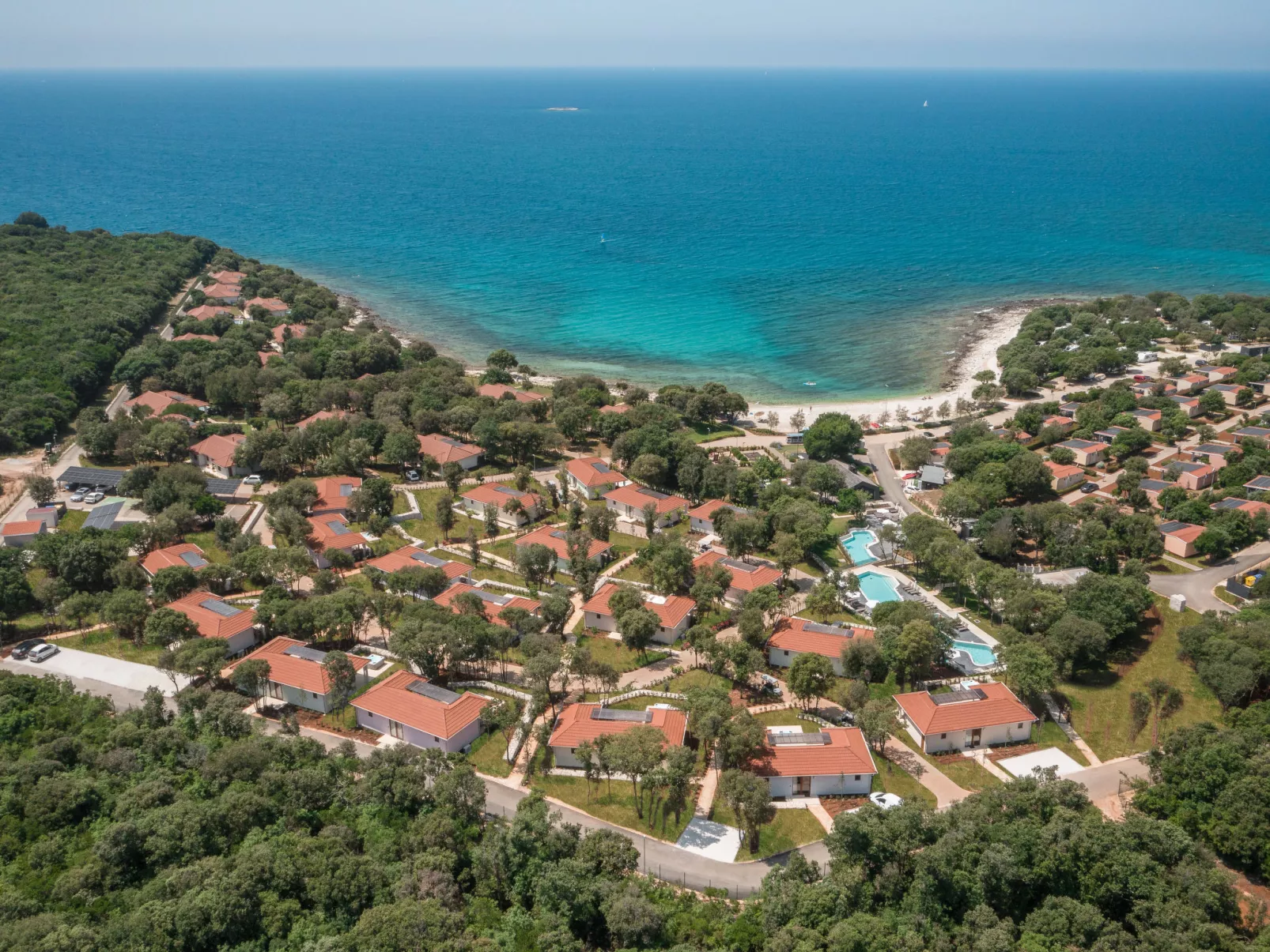 Luxury Bay Villa with private hot tub-Dehors