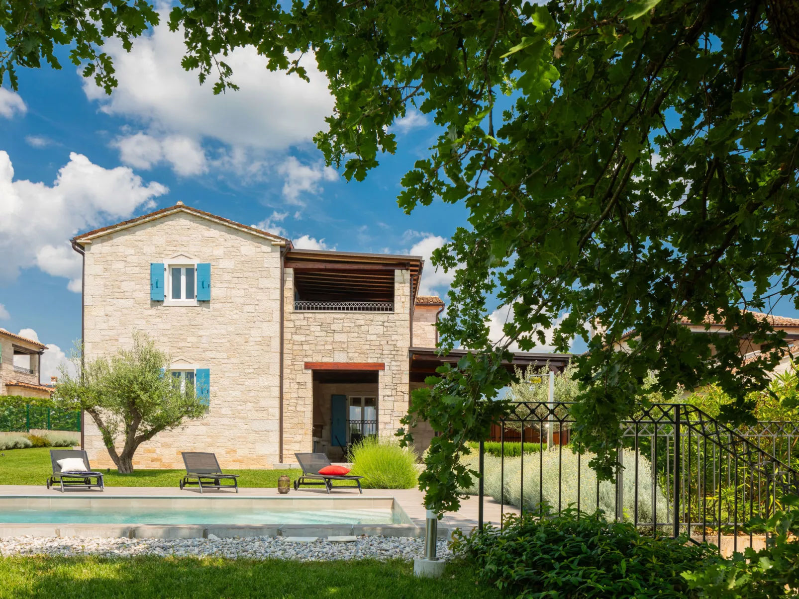 Villa Grando II-Outside