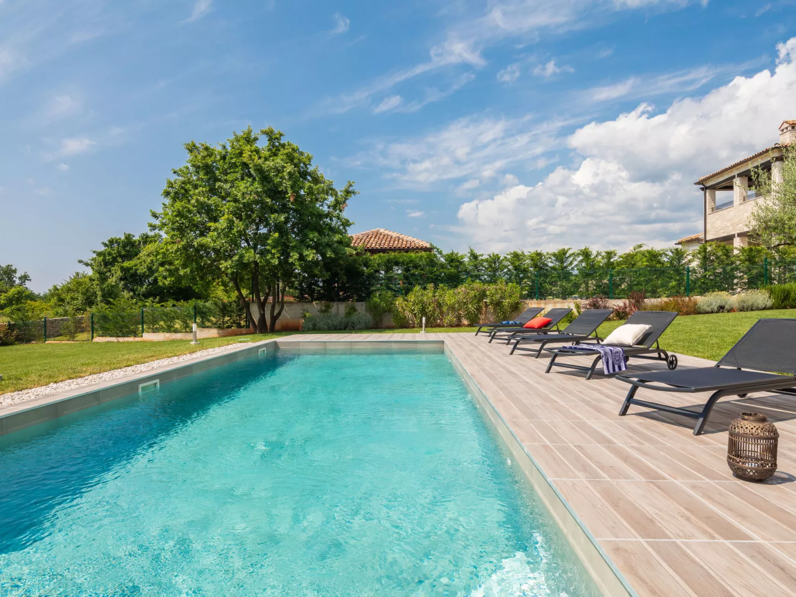 Villa Grando II-Outside