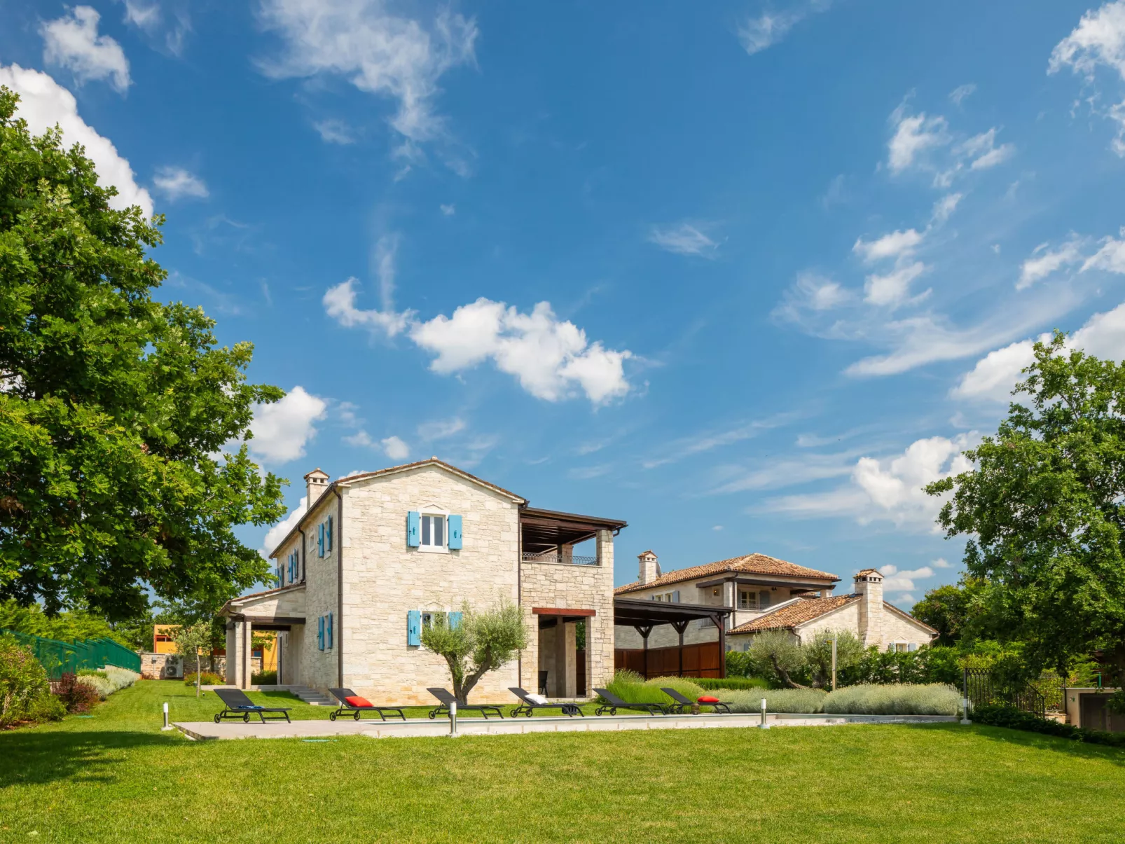 Villa Grando II-Outside