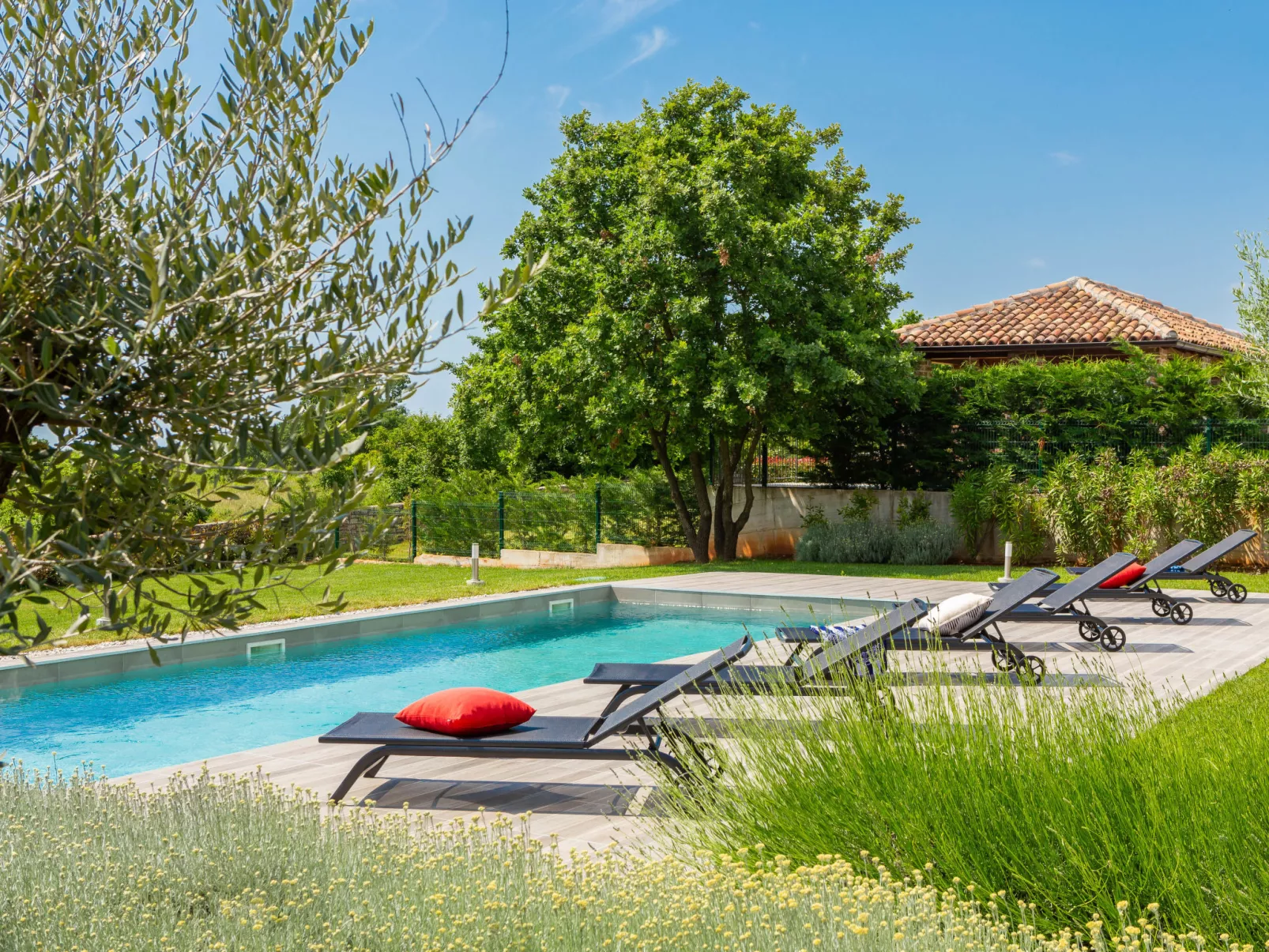 Villa Grando II-Outside