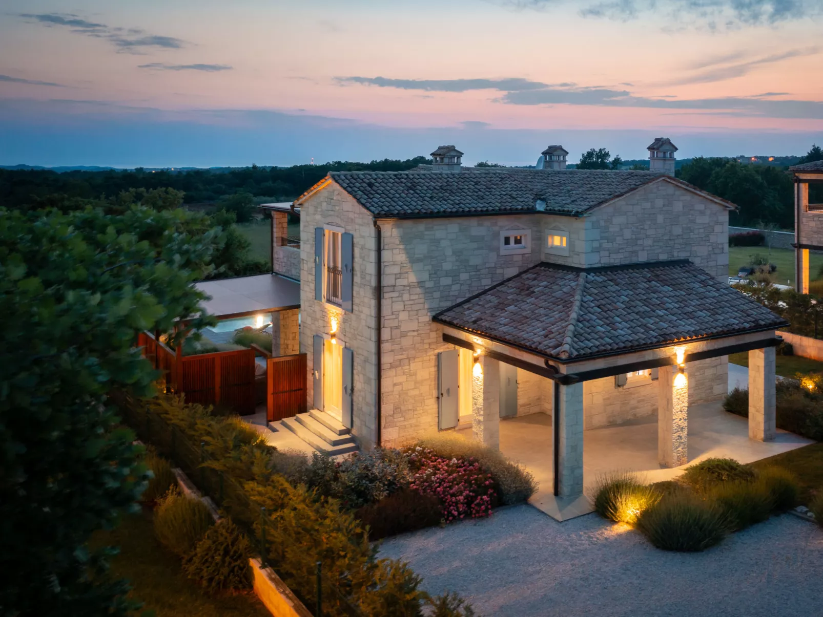 Villa Grando II-Outside