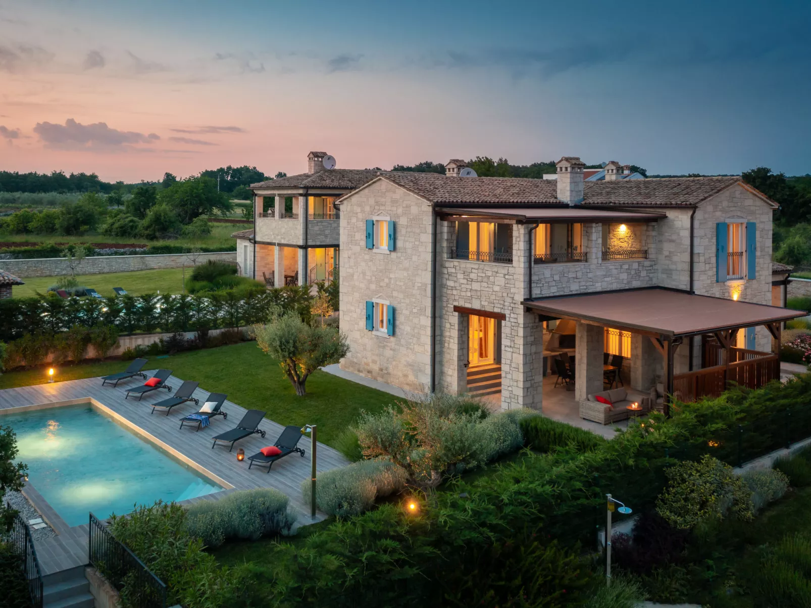 Villa Grando II-Outside