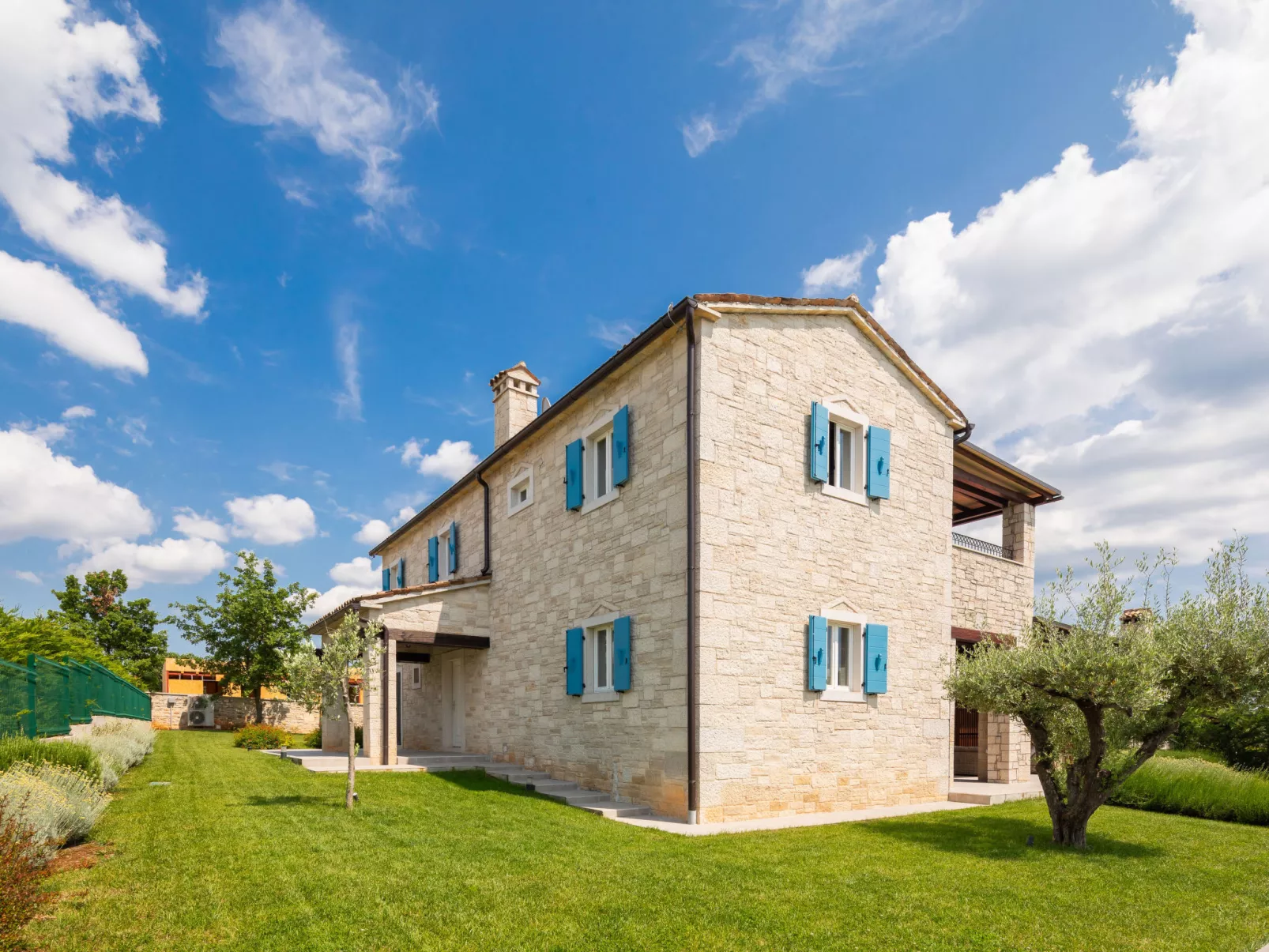 Villa Grando II-Outside