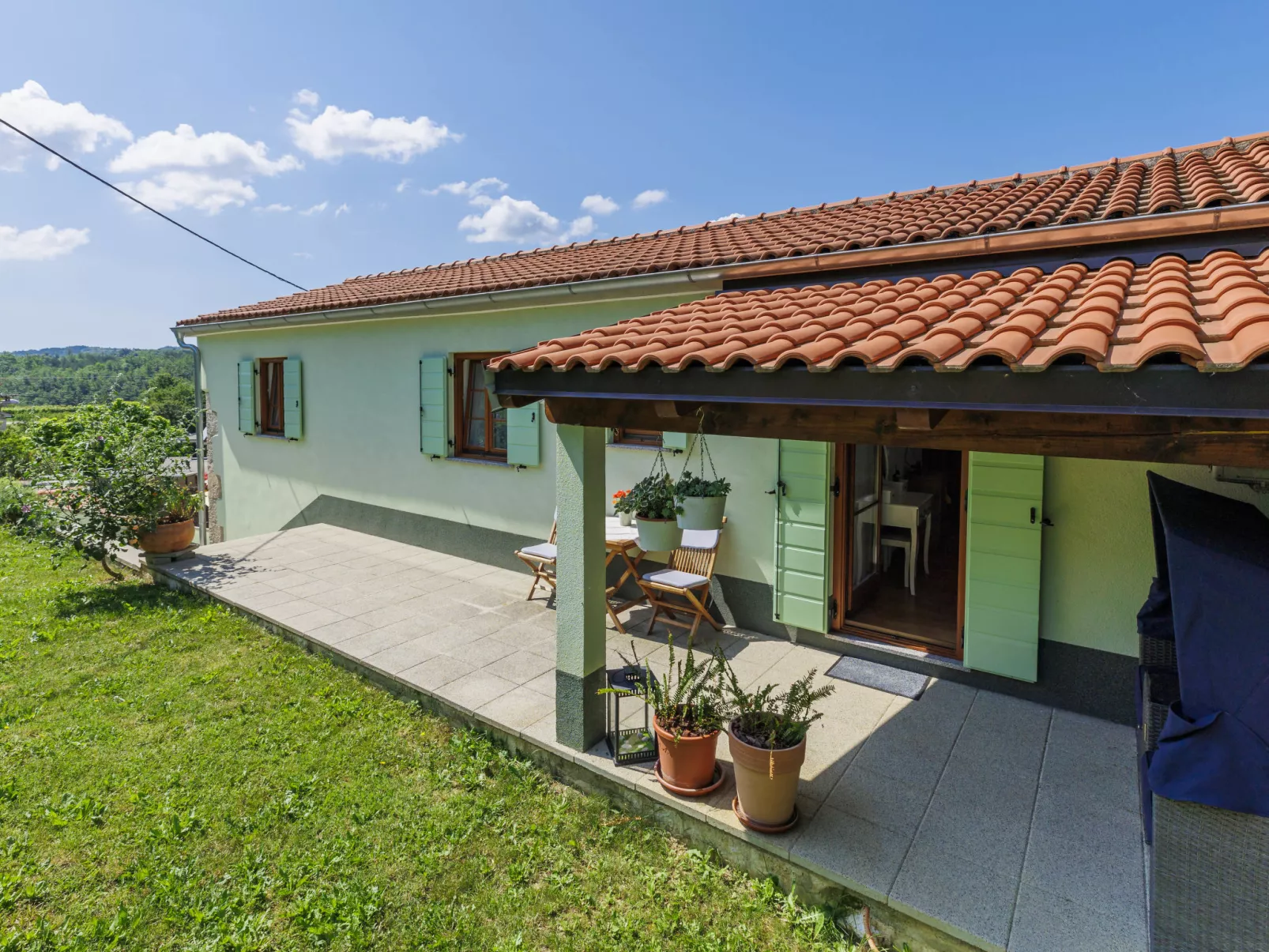 Villa Nicolara-Outside