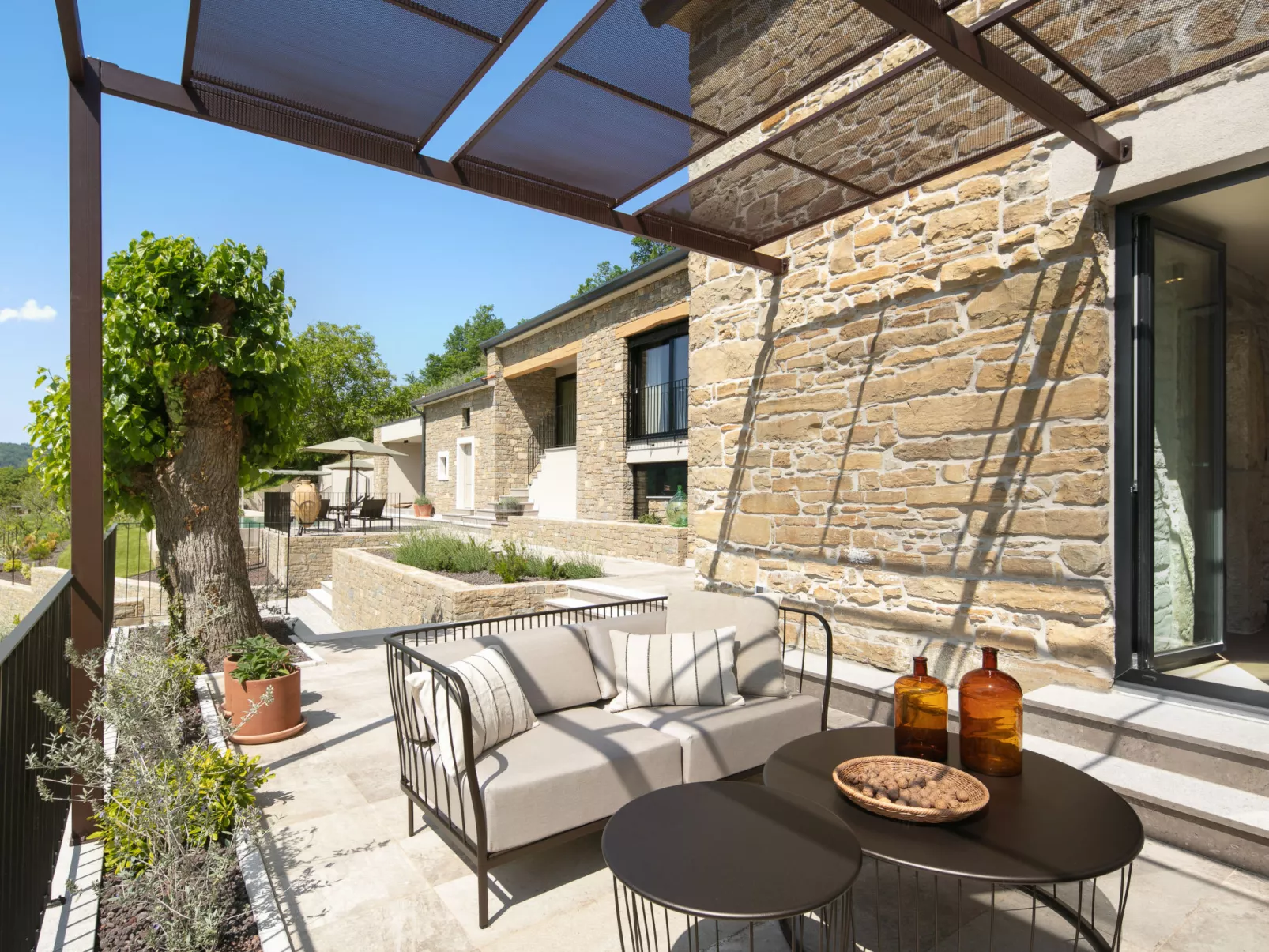 Panorama del Tartufo-Outside