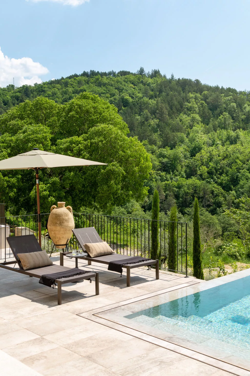 Panorama del Tartufo-Outside