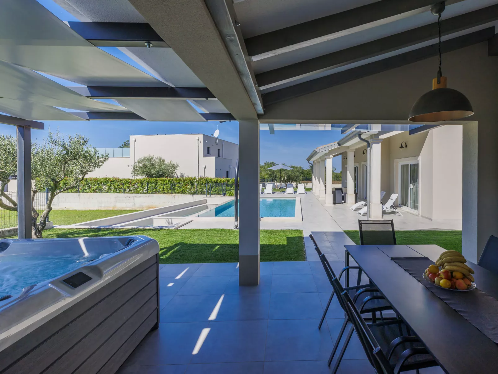 Villa Civitan-Outside