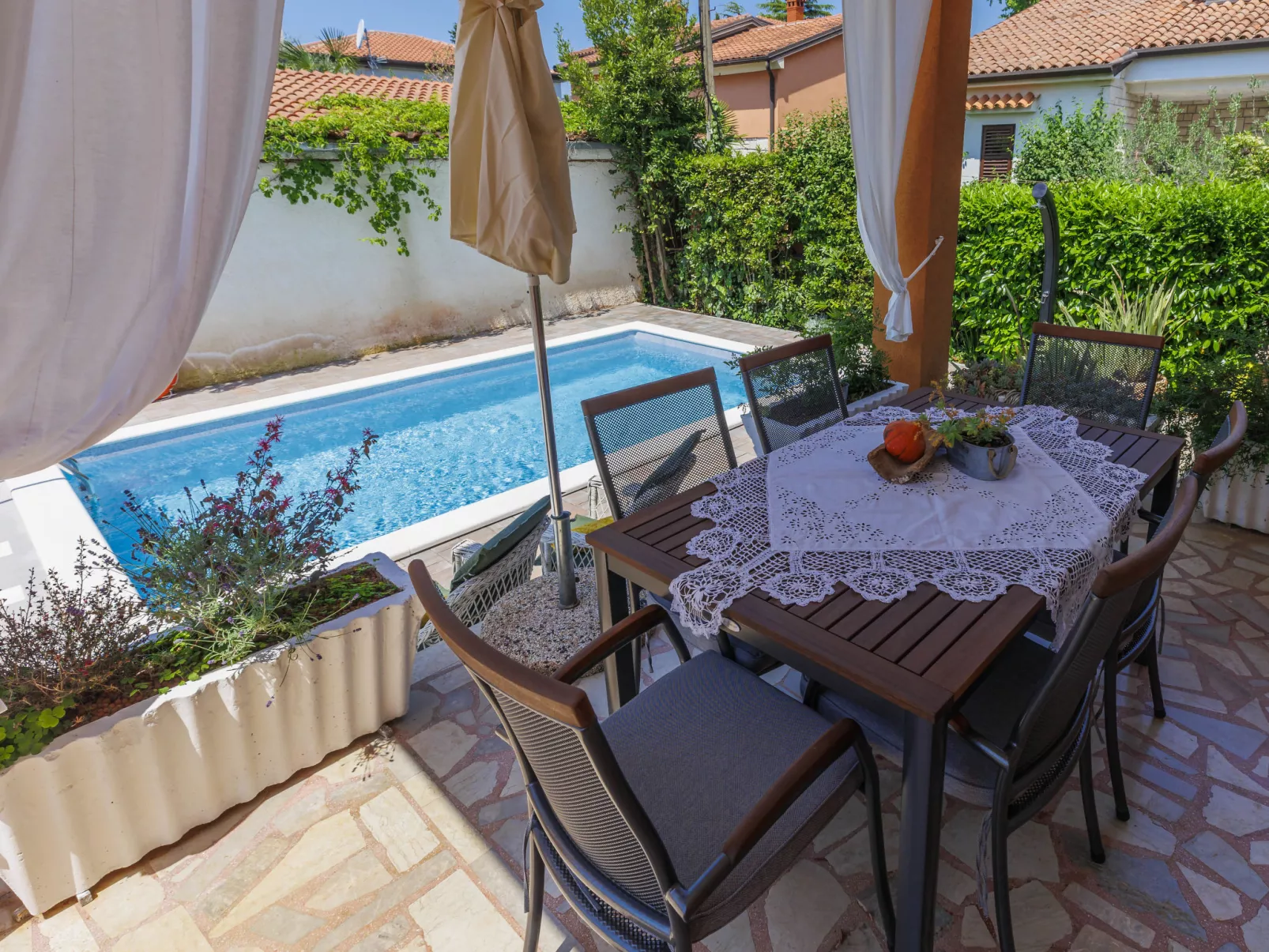 Villa Alba-Outside