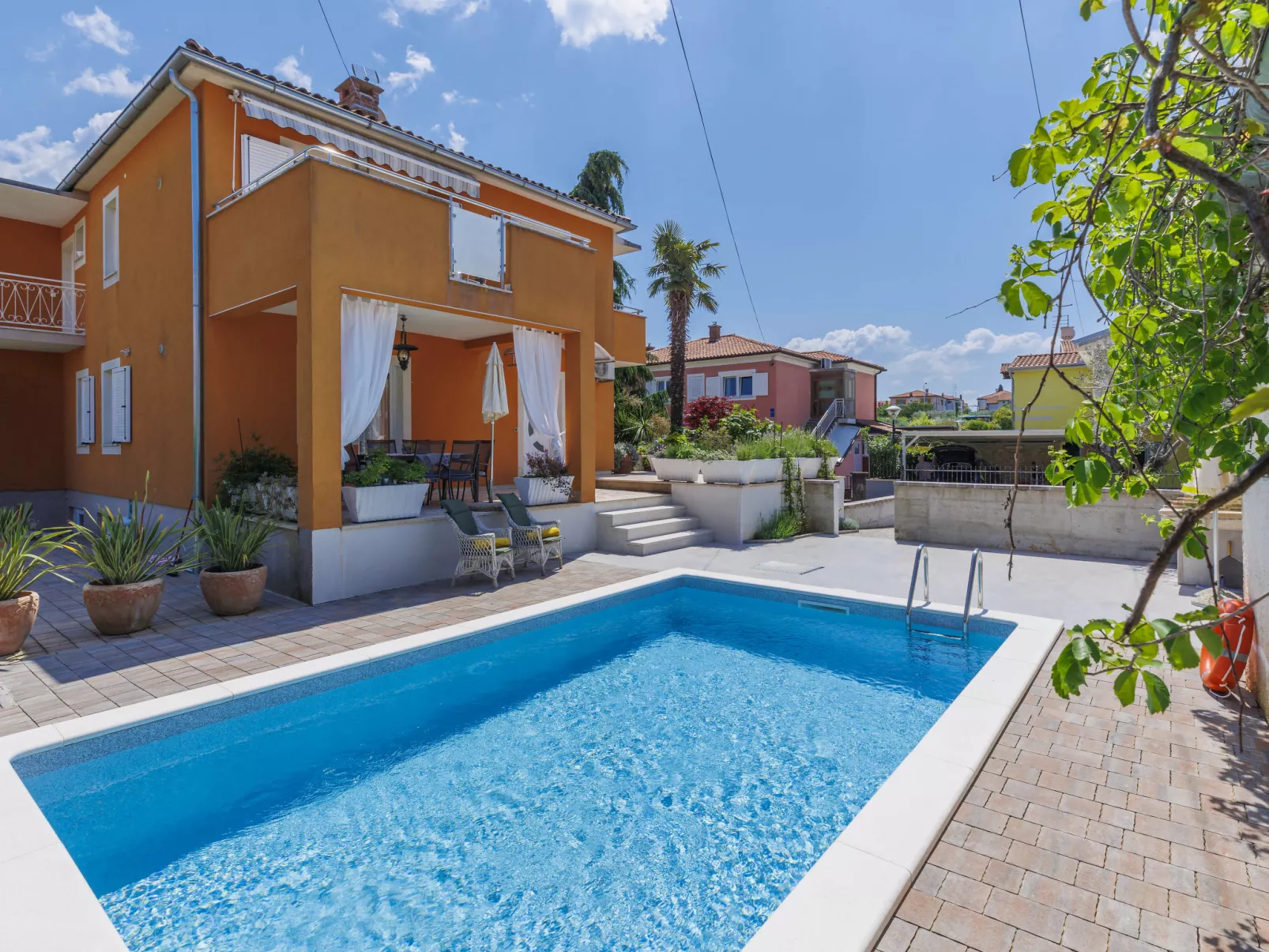 Villa Alba-Outside