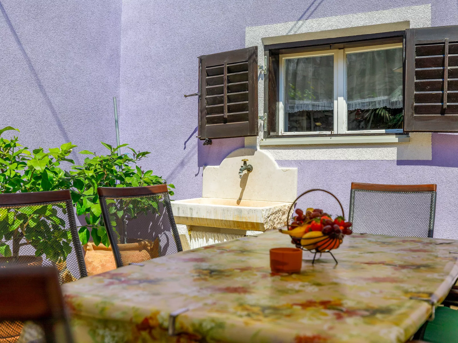 Centar-Outside