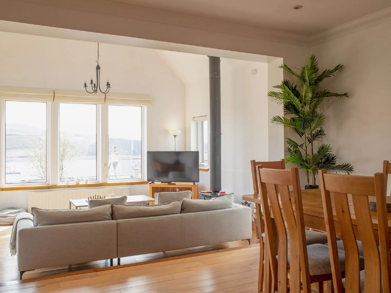 Bay View-Inside