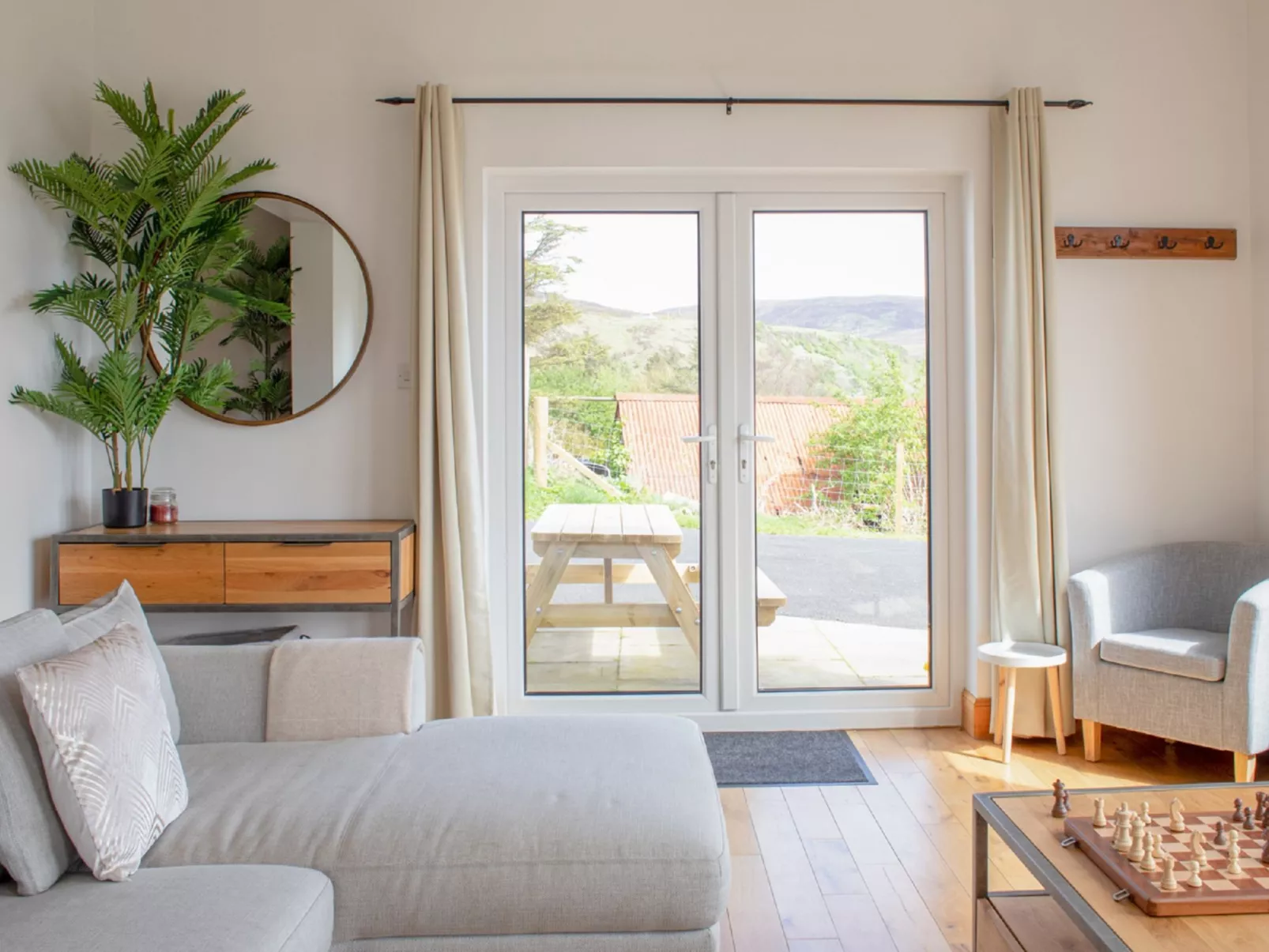 Bay View-Inside