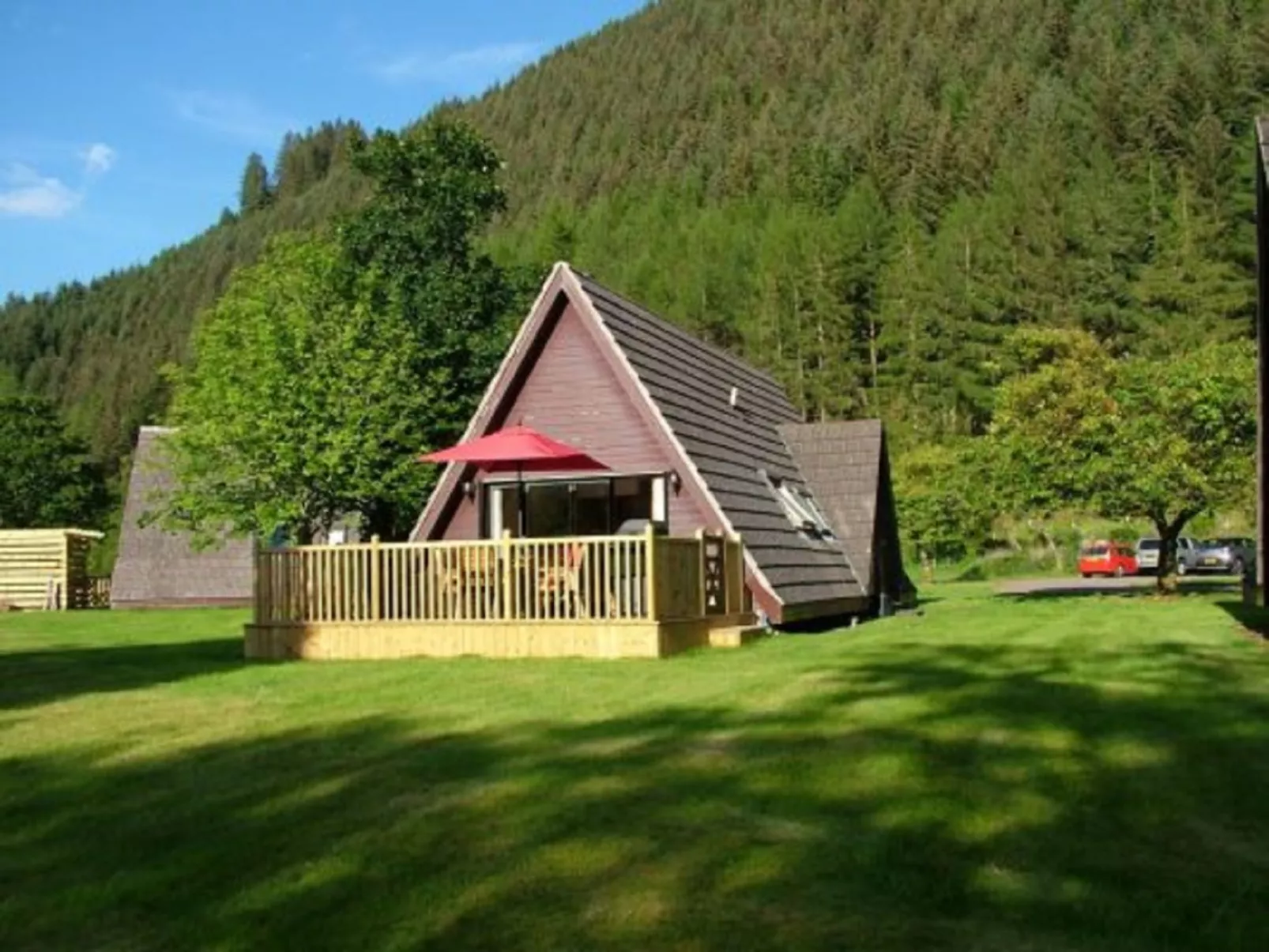 Ardlui Lodge-Outside