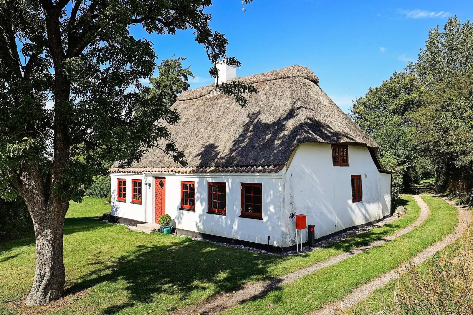 Charmantes renoviertes Ferienhaus -- By Traum Ferienwohnungen-Aussicht