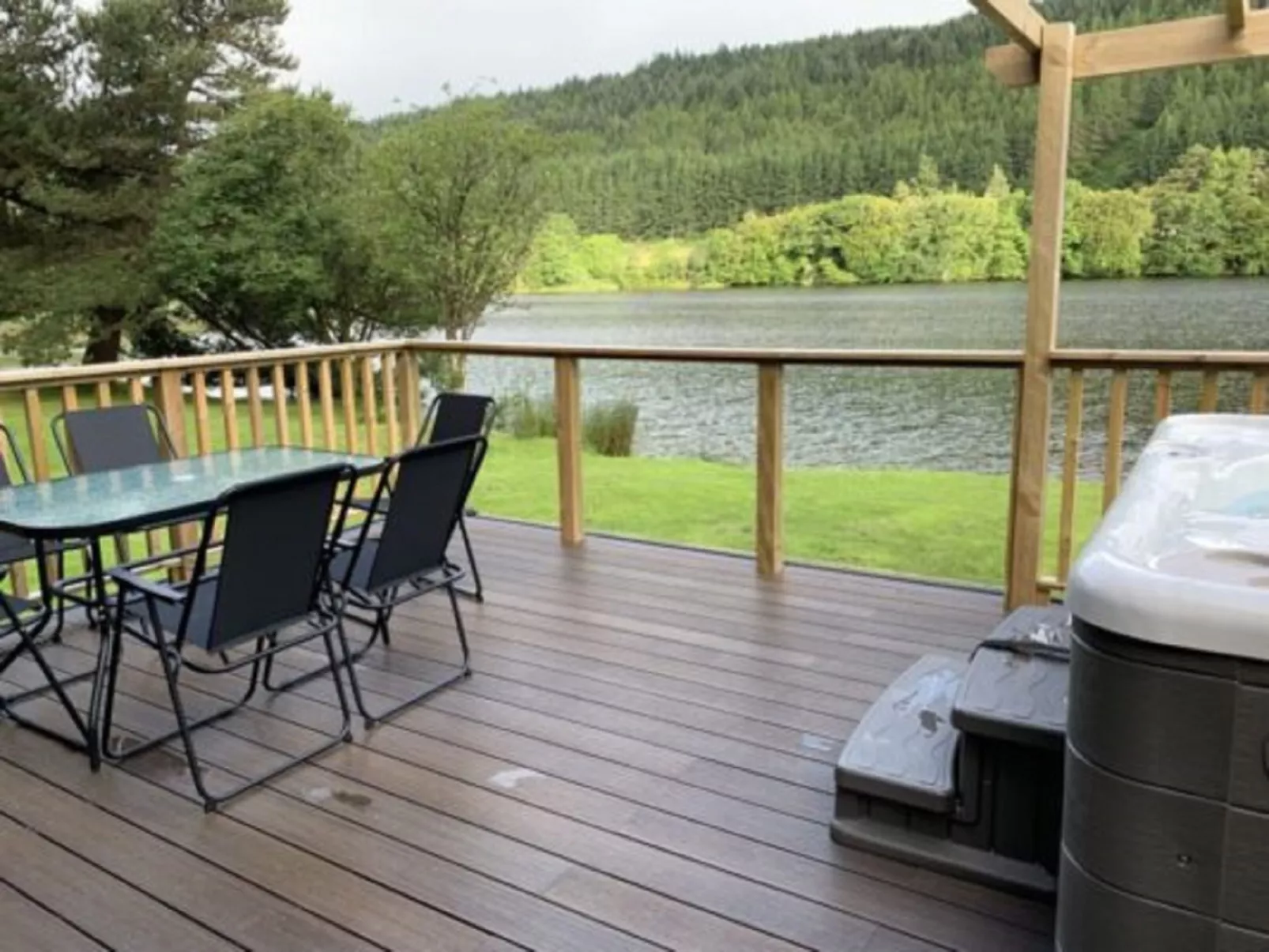 Lodge 26-Outside