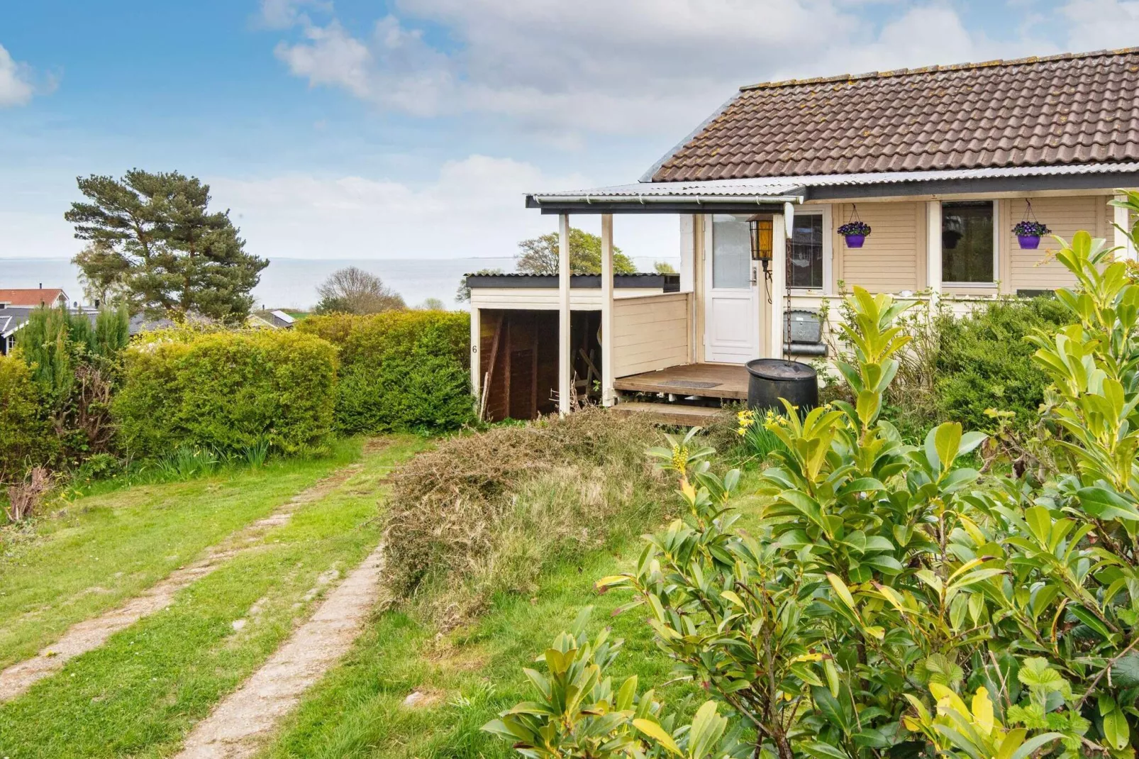 4 person holiday home in Augustenborg-By Traum-Outdoor