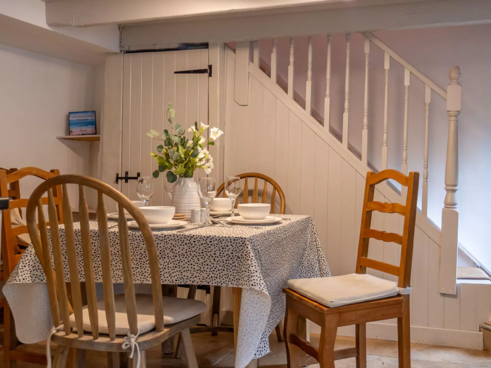 Issey Cottage-Inside