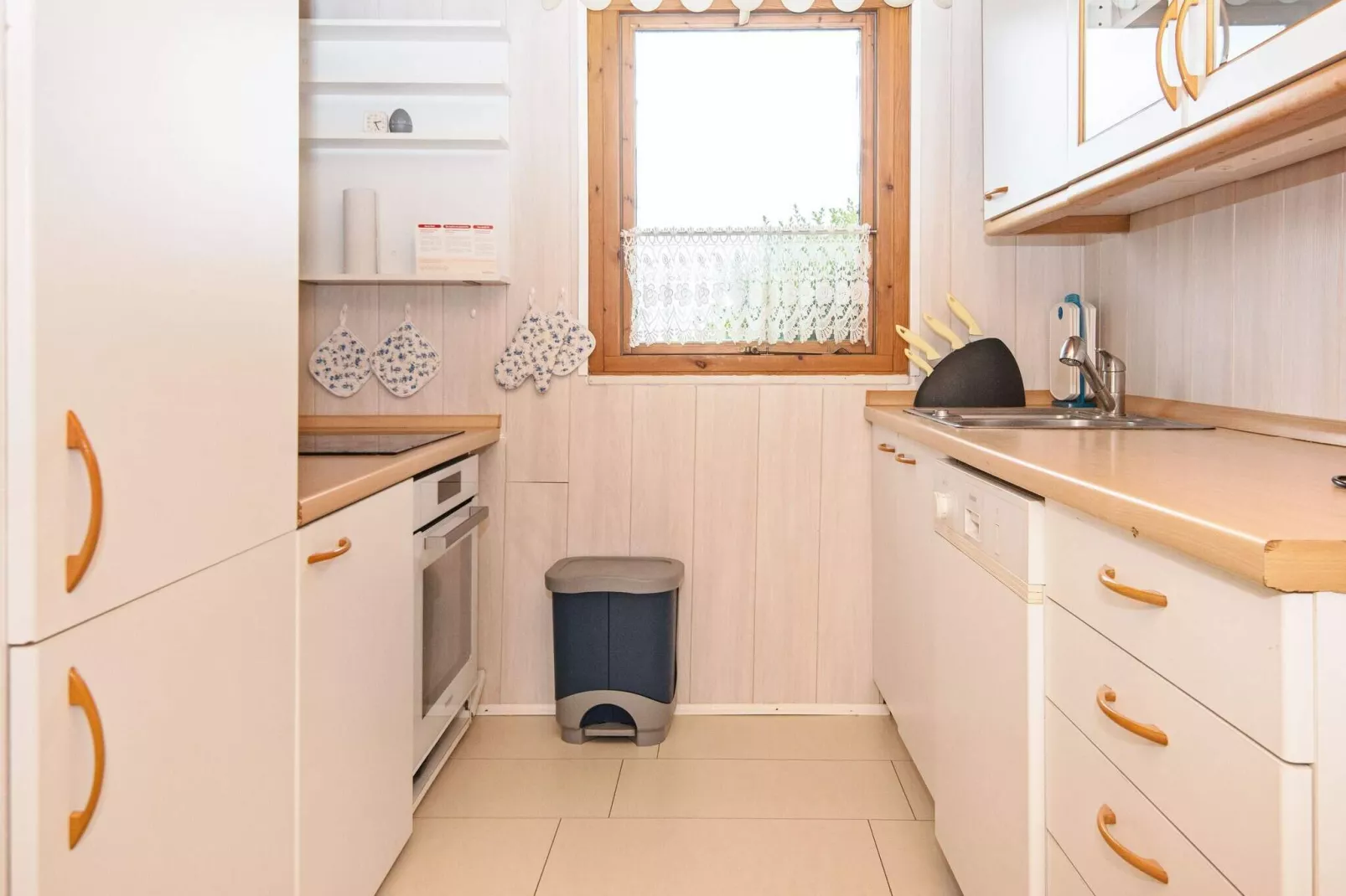 4 person holiday home in Augustenborg-By Traum-Indoor